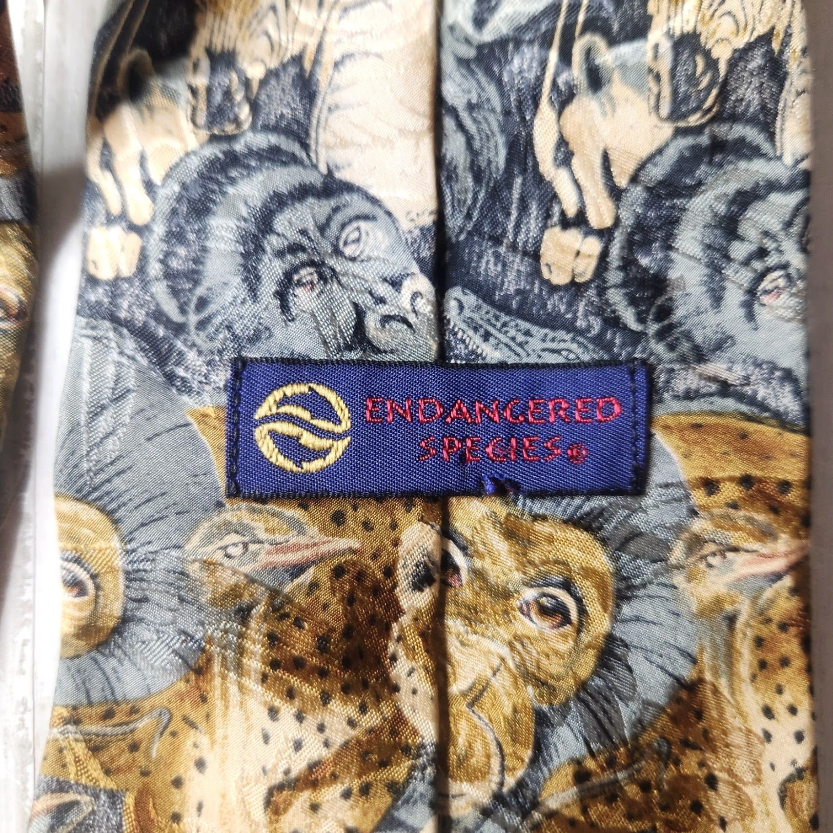 Vintage VINTAGE Endangered Species Jungle Animals Elephants Rhino Cheetah Silk Neck Tie Size ONE SIZE - 8 Thumbnail