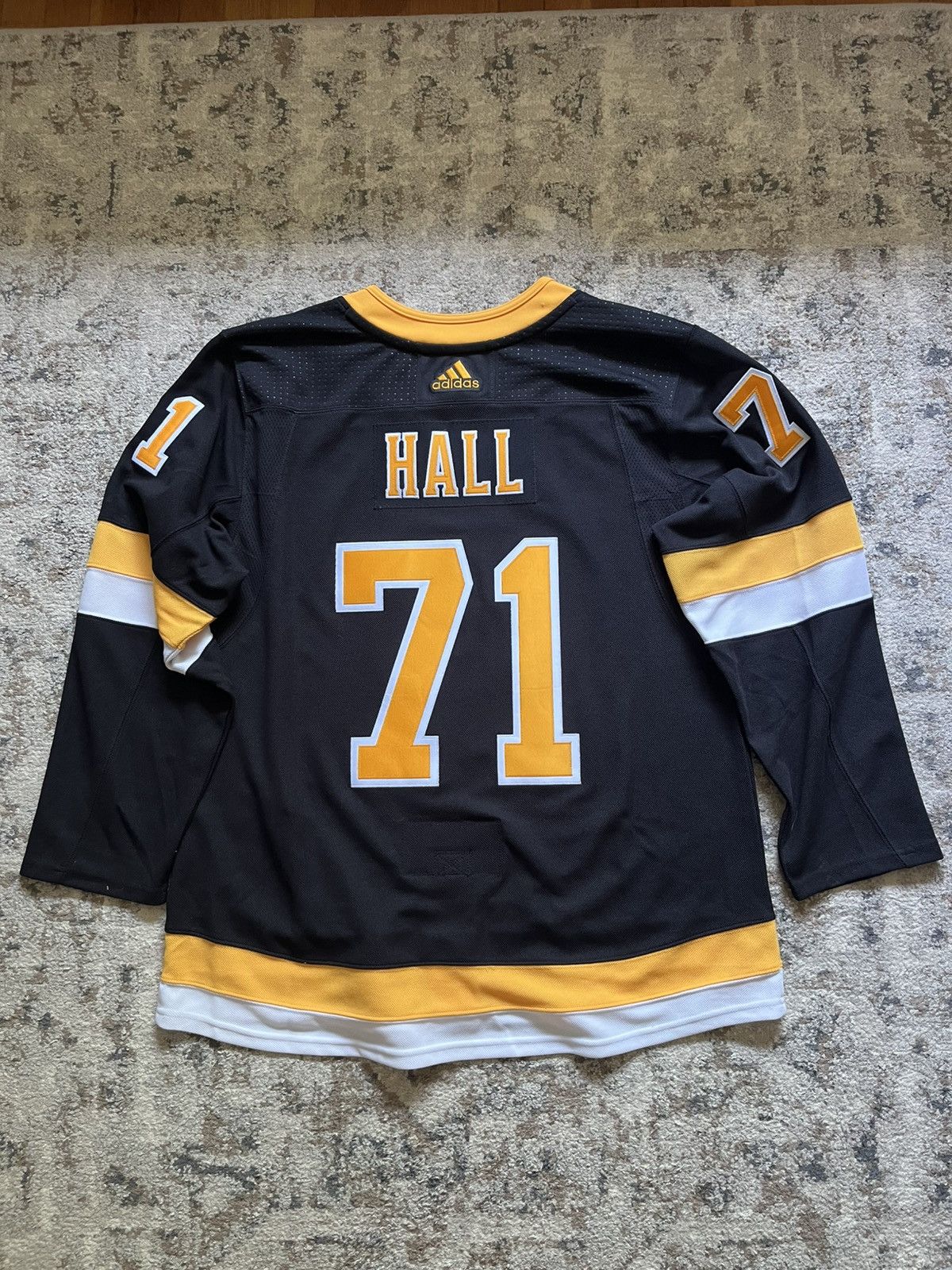 Adidas Adidas Mens 54 Boston Bruins Taylor Hall #71 Hockey Jersey Size US L / EU 52-54 / 3 - 4 Thumbnail