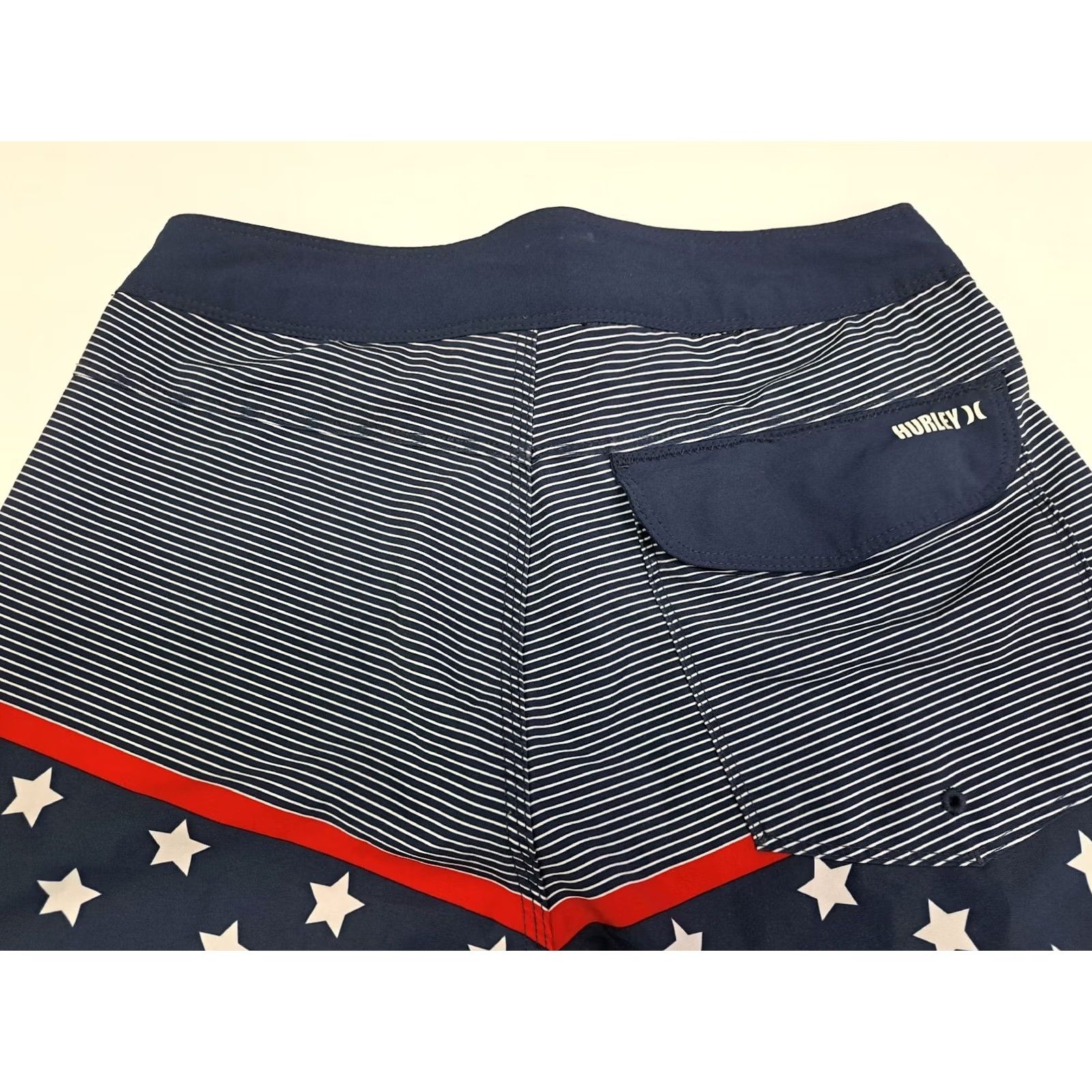 Hurley Hurley Board Shorts Mens Size 28 Surf Red,White,Blue Stars #4291 Size US 28 / EU 44 - 5 Thumbnail