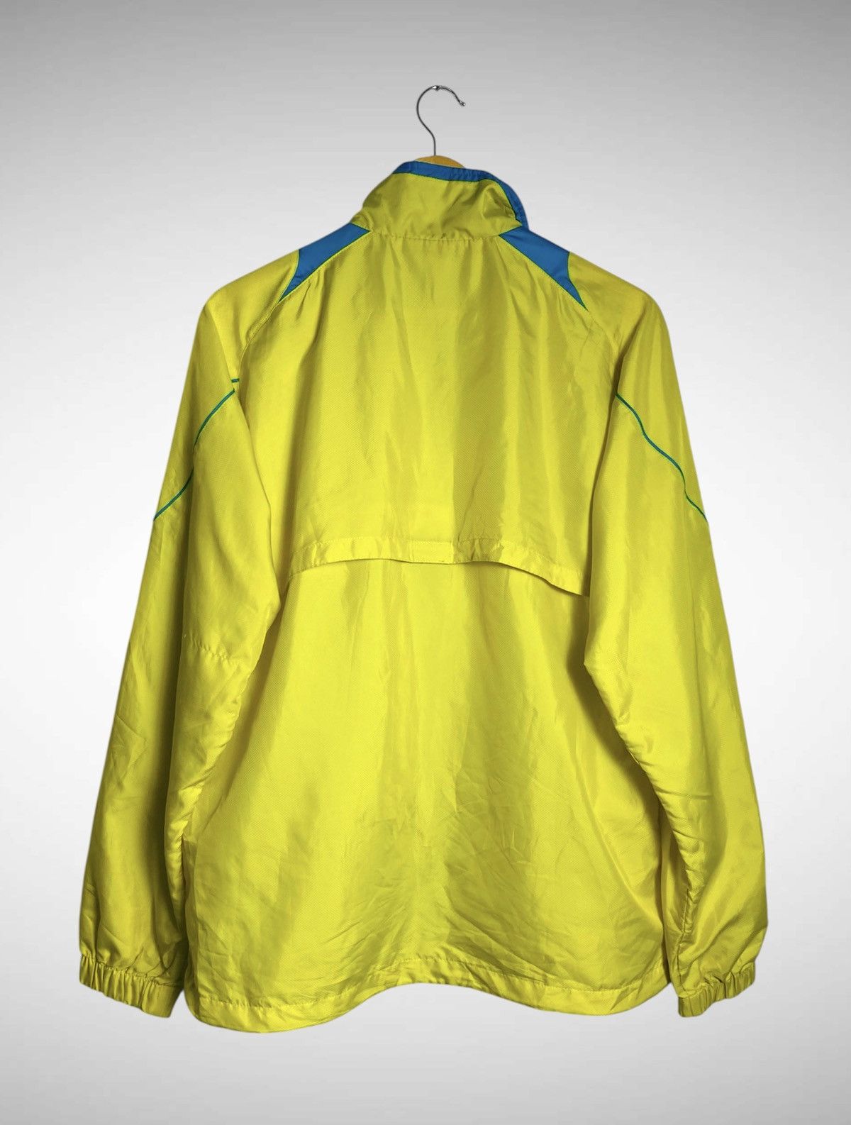 Asics Vintage Asics Windbreaker Light Jacket Size US L / EU 52-54 / 3 - 2 Thumbnail