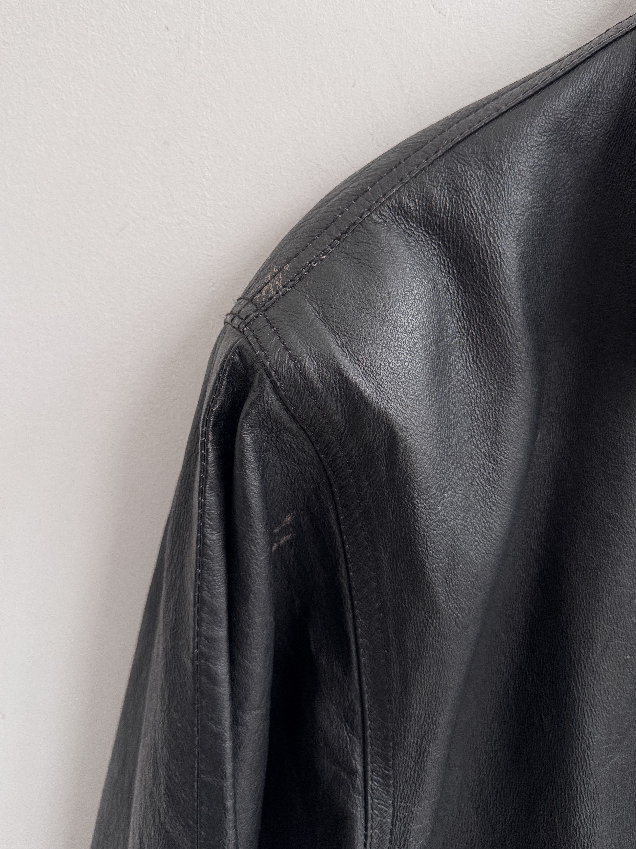 Genuine Leather Vintage Top-Grain A-2 Black Leather Jacket Size US M / EU 48-50 / 2 - 5 Thumbnail