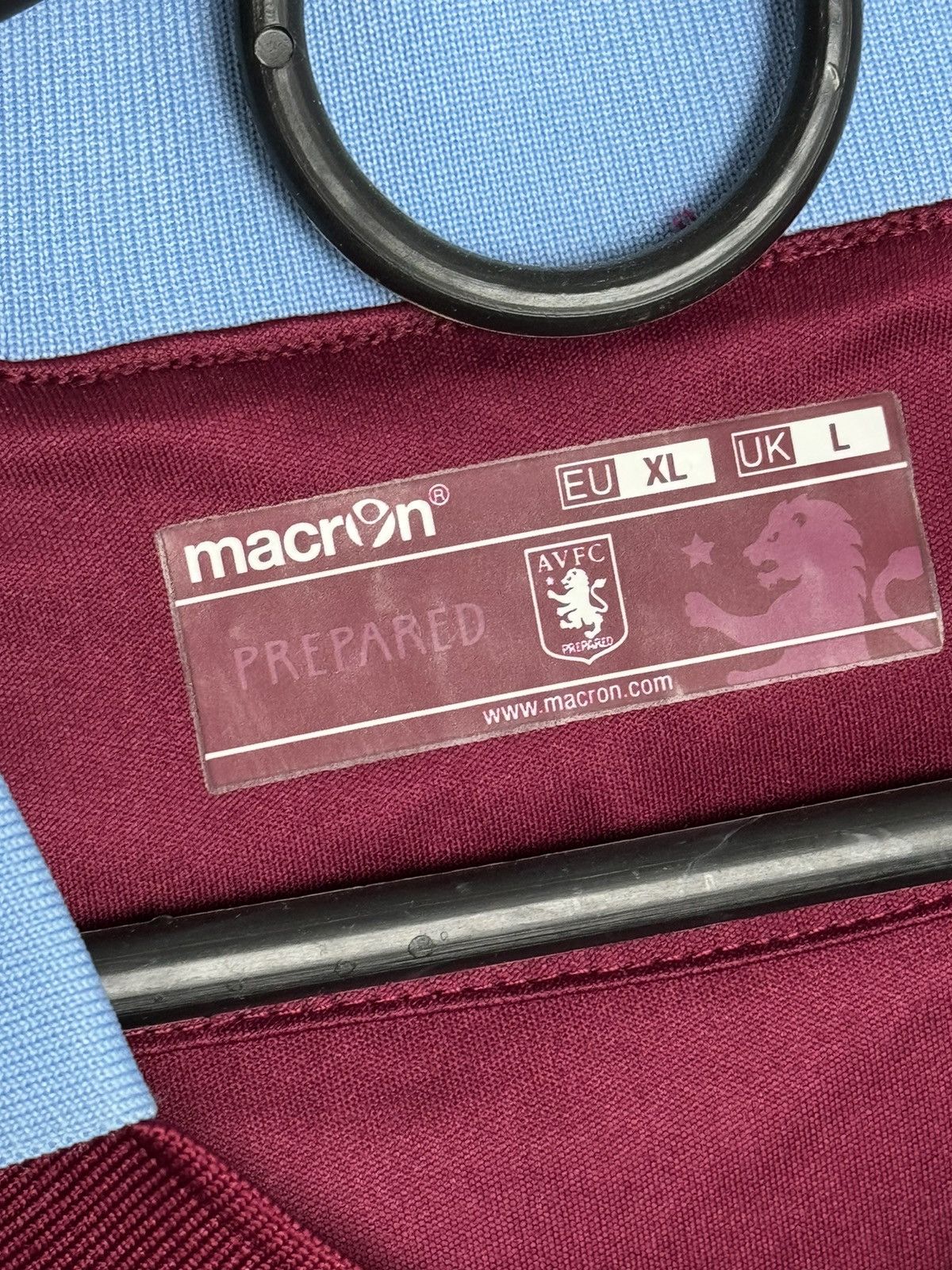 Macron Aston Villa 15/16 Home Football Jersey Size US XL / EU 56 / 4 - 13 Thumbnail
