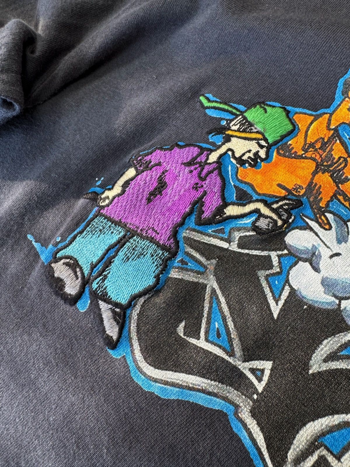 Off-White Off-White Graffiti Pupp Skate Long Sleeve Size US M / EU 48-50 / 2 - 3 Thumbnail
