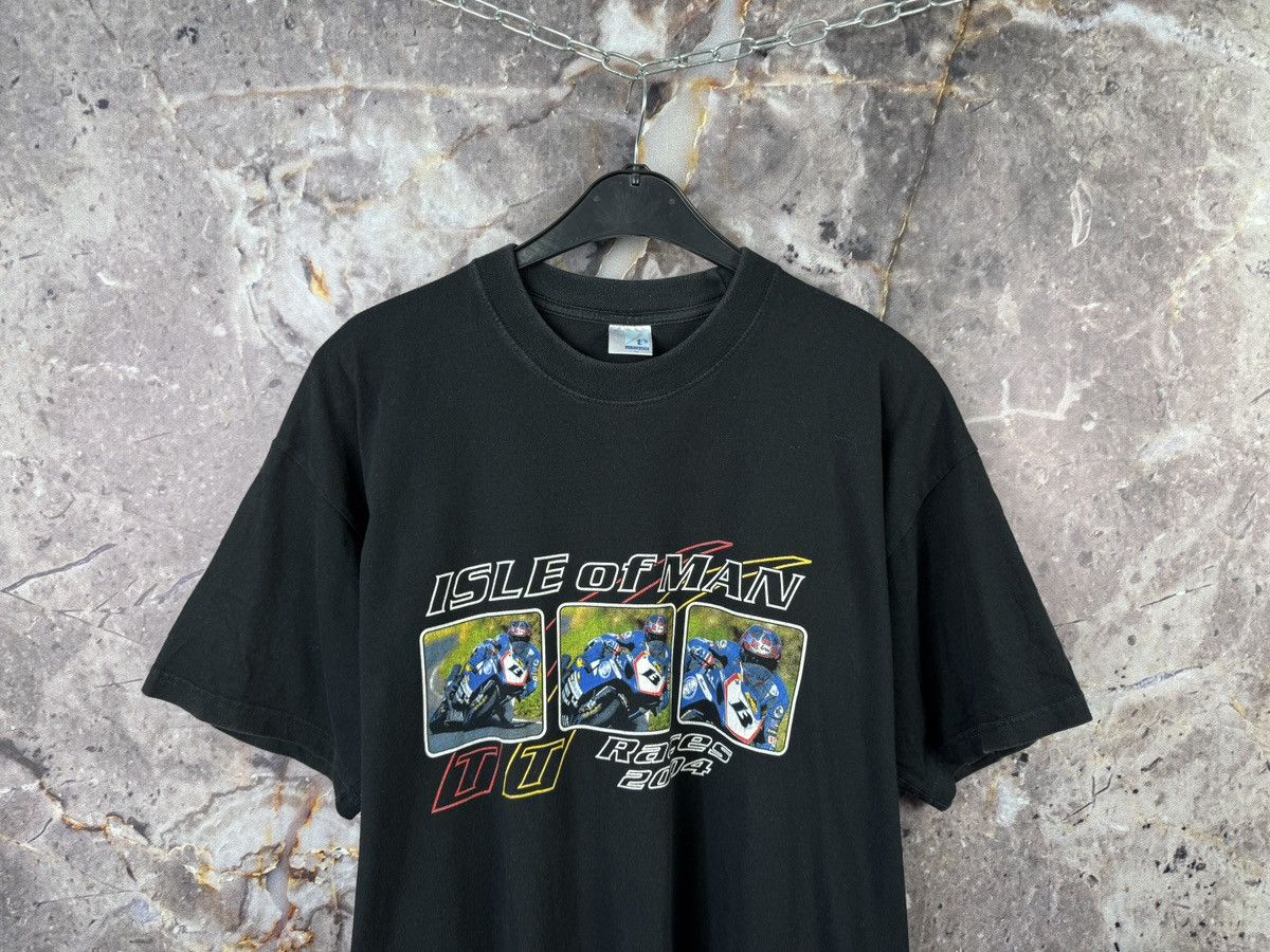 Vintage Men’s Isla Of Man Races 2004 T-Shirt Sportswear Size XL Size US XL / EU 56 / 4 - 2 Thumbnail
