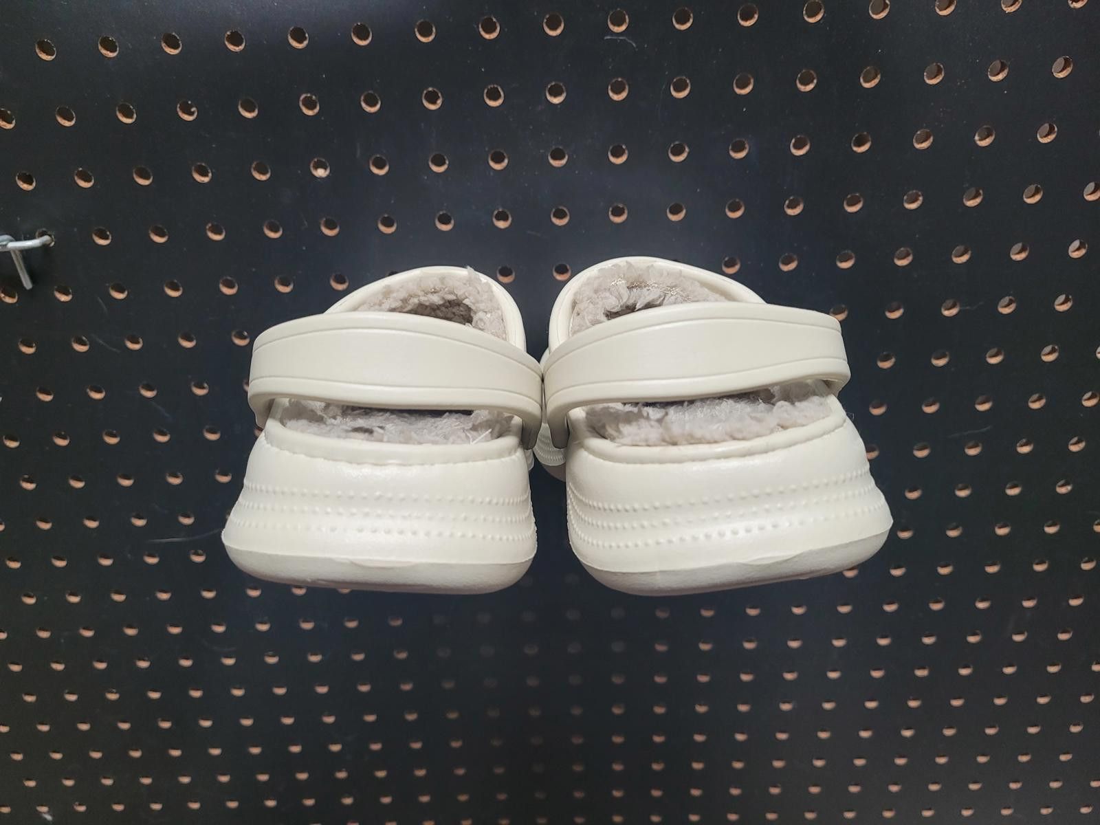 Other Kids Cozy Clog Magic: Slip into Comfort Before They're Gone! Size US 5 / EU 37 - 3 Thumbnail