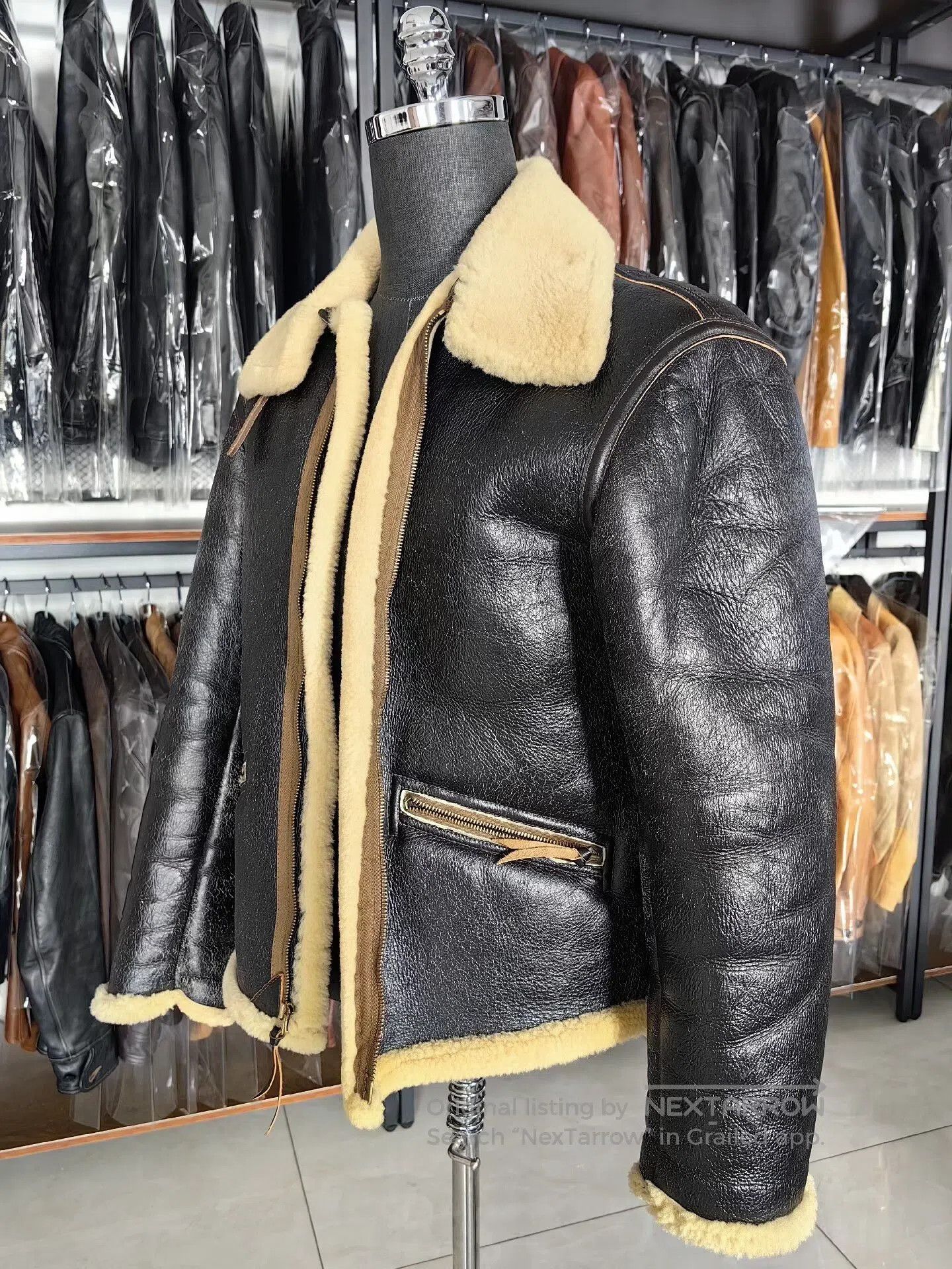 The Real McCoy's classic the real mccoy's d-1 pilot jacket. Size US M / EU 48-50 / 2 - 5 Thumbnail
