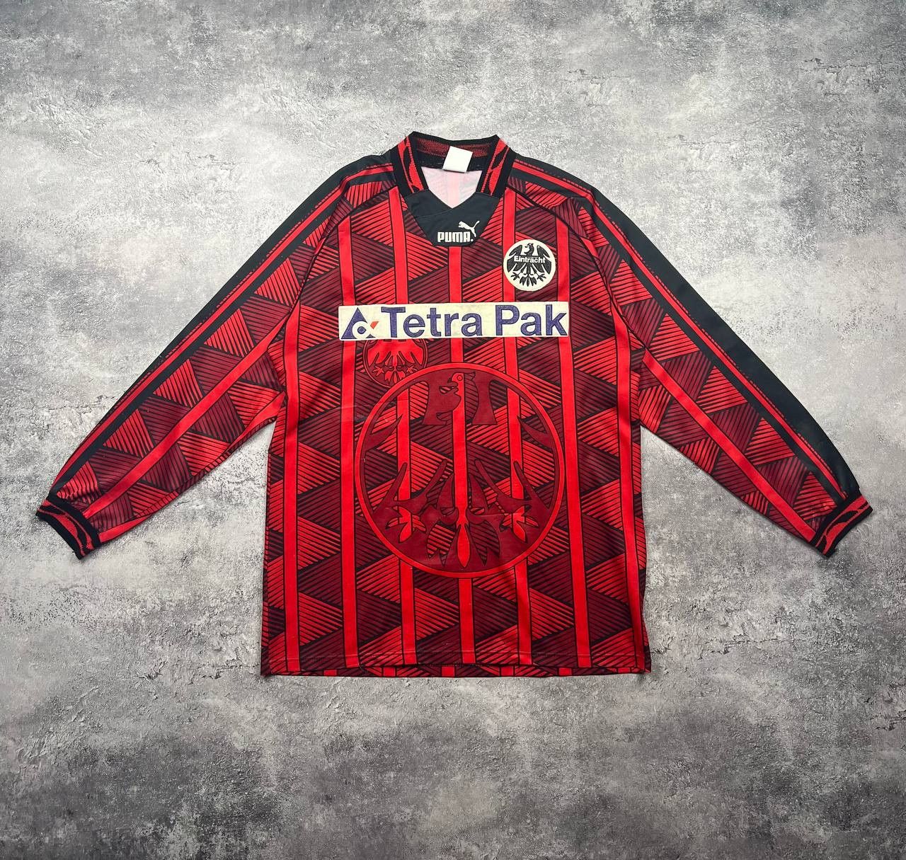 Puma Eintracht Frankfurt 1995-1996 Home Long Sleeve Jersey Size US M / EU 48-50 / 2 - 1 Thumbnail