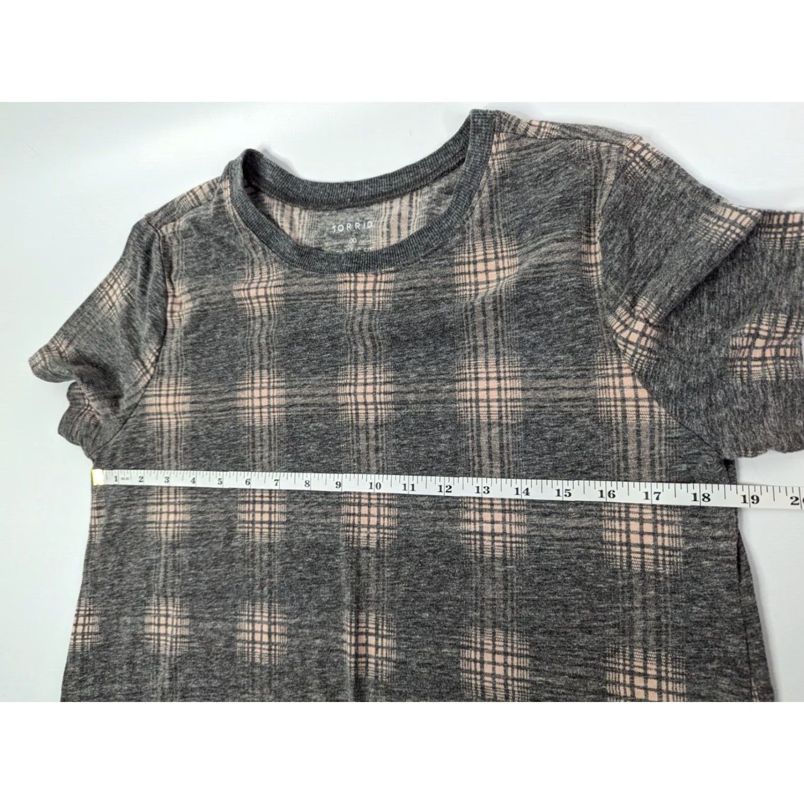 Torrid Torrid Pink Plaid T-Shirt Short Sleeve Cotton Polyester Viscose Jersey Classic Fit 00 Women Global: 00 Pink Plaid T-Shirt Size XXS / US 00 / IT 34 - 5 Thumbnail
