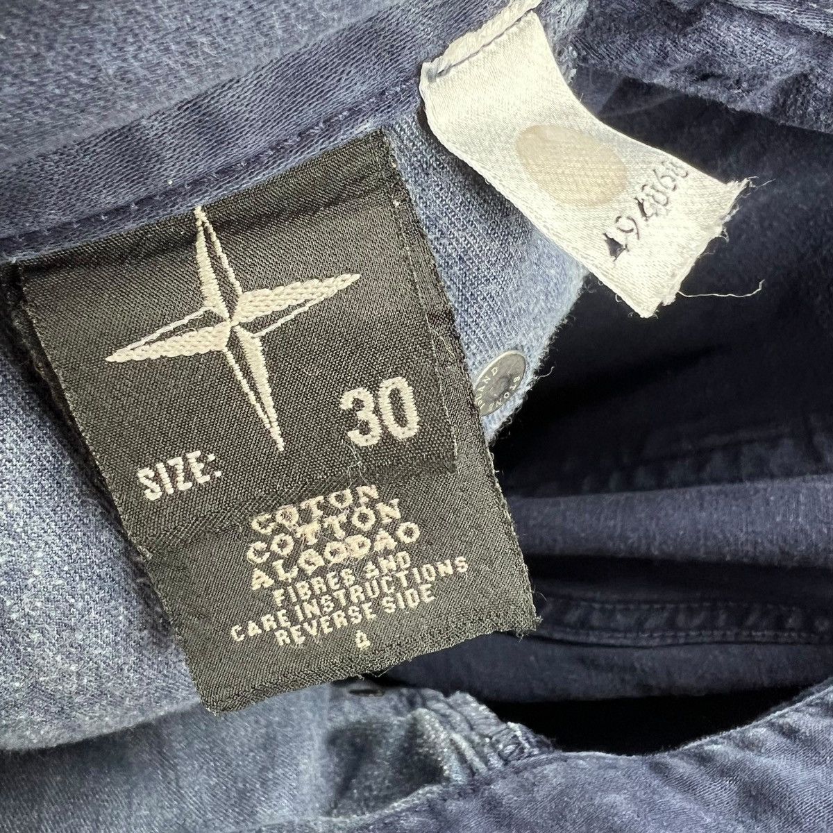 Stone Island Stone Island Navy Shorts Size US 28 / EU 44 - 4 Thumbnail