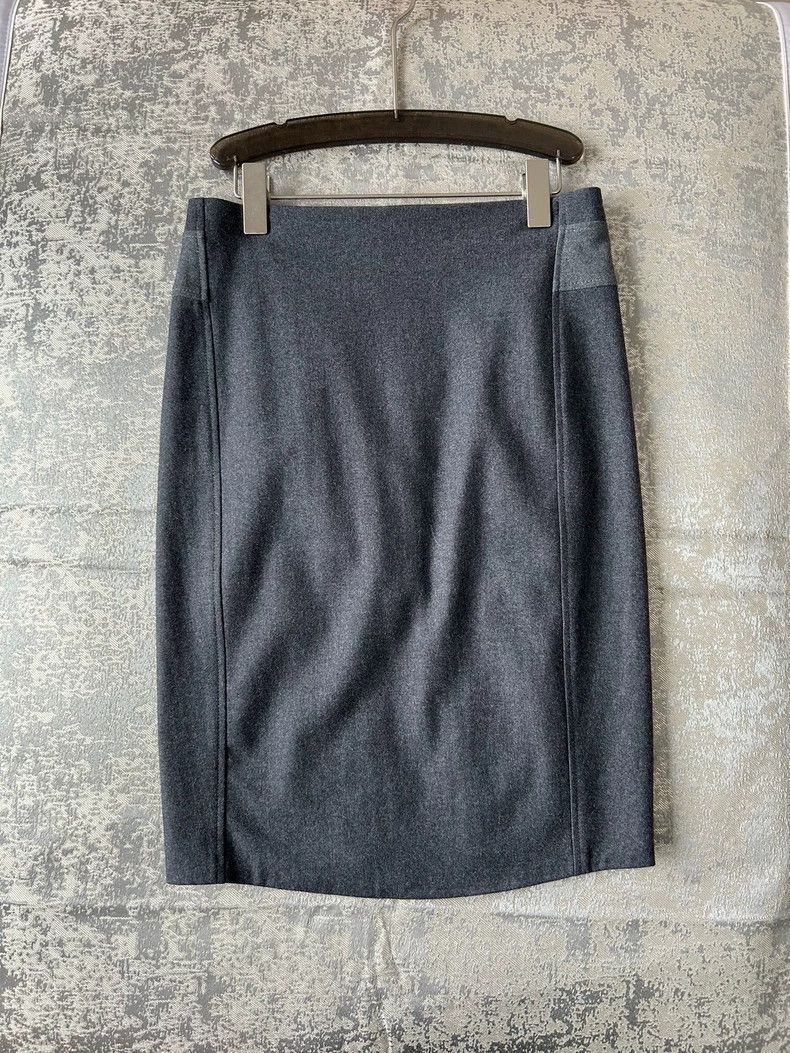Loro Piana LORO PIANA Dark grey half skirt with sheared wool Size 27" / US 4 / IT 40 - 5 Thumbnail