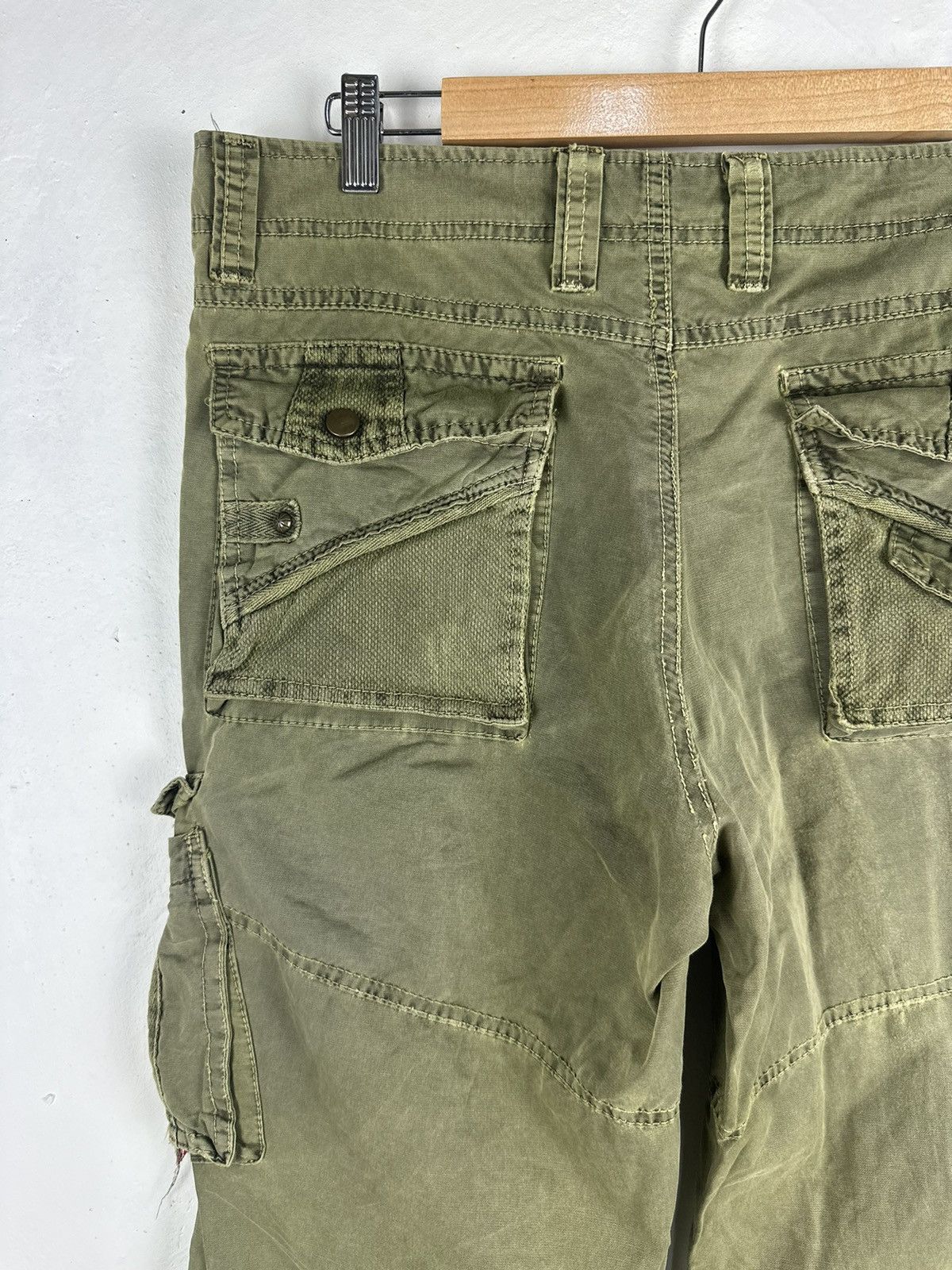 Japanese Brand CARGO PANTS SEDITIONARIES MULITPOCKET STREETWEAR STYLE Size US 33 - 15 Thumbnail