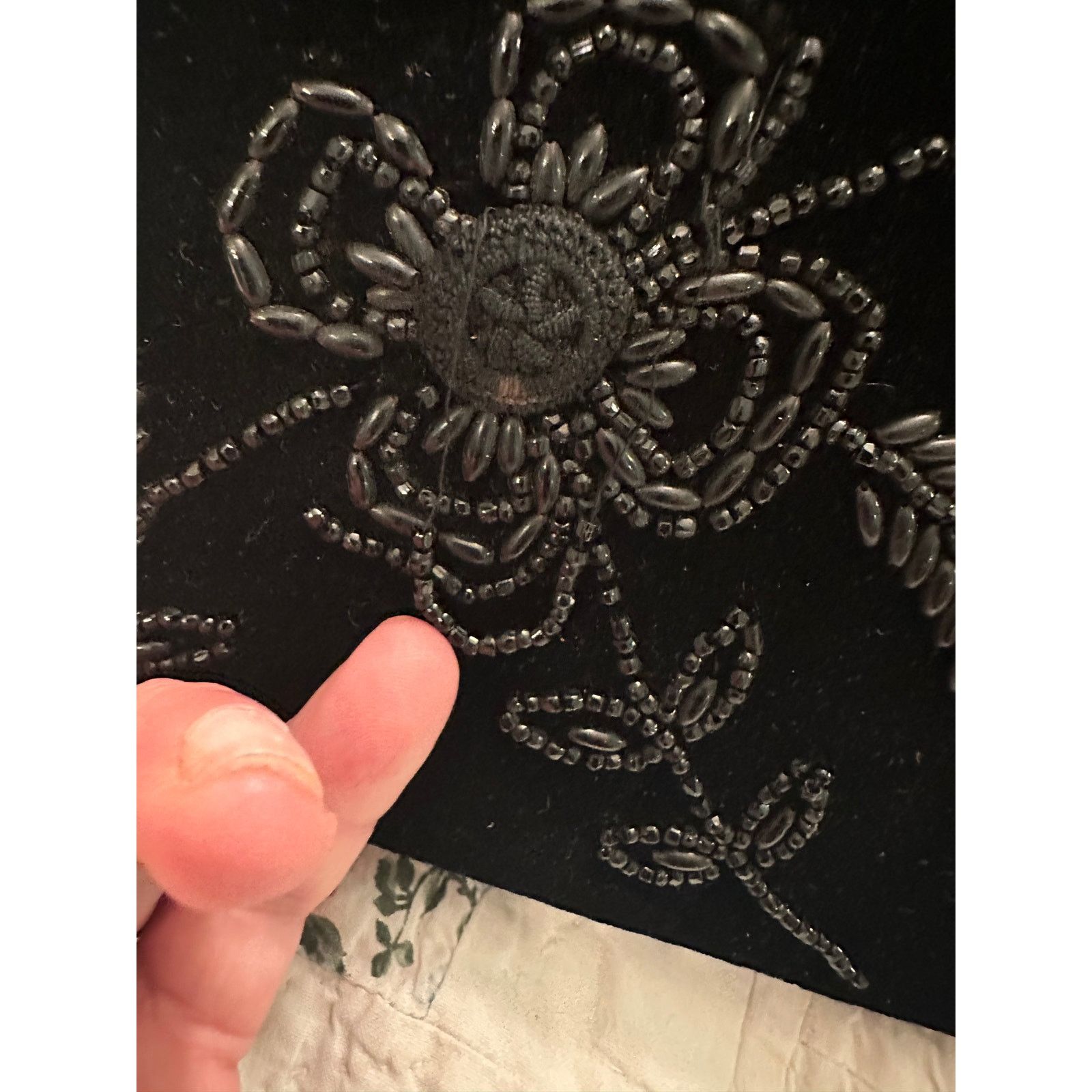 Vintage VINTAGE FIFTIES LARGE SOURE BEADED BLACK VELVET BAG Size ONE SIZE - 11 Thumbnail