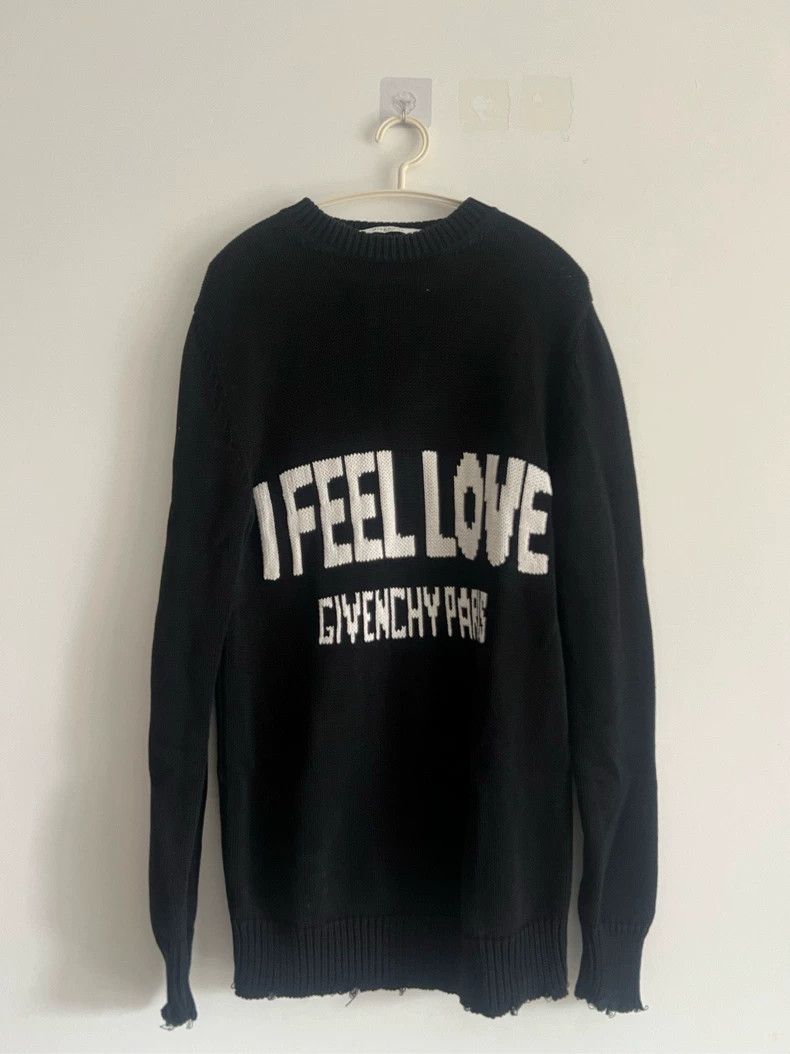 Givenchy Givenchy Love Black Sweater Size US S / EU 44-46 / 1 - 1 Thumbnail