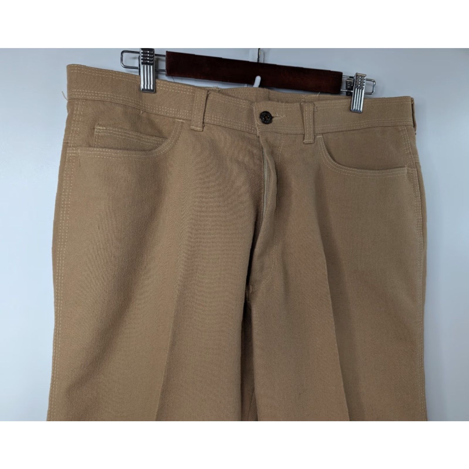 Levi's VINTAGE Levi's Action Slacks Pants Men 35x31 Beige Twill Pleated 90s Preppy Size US 35 - 4 Thumbnail