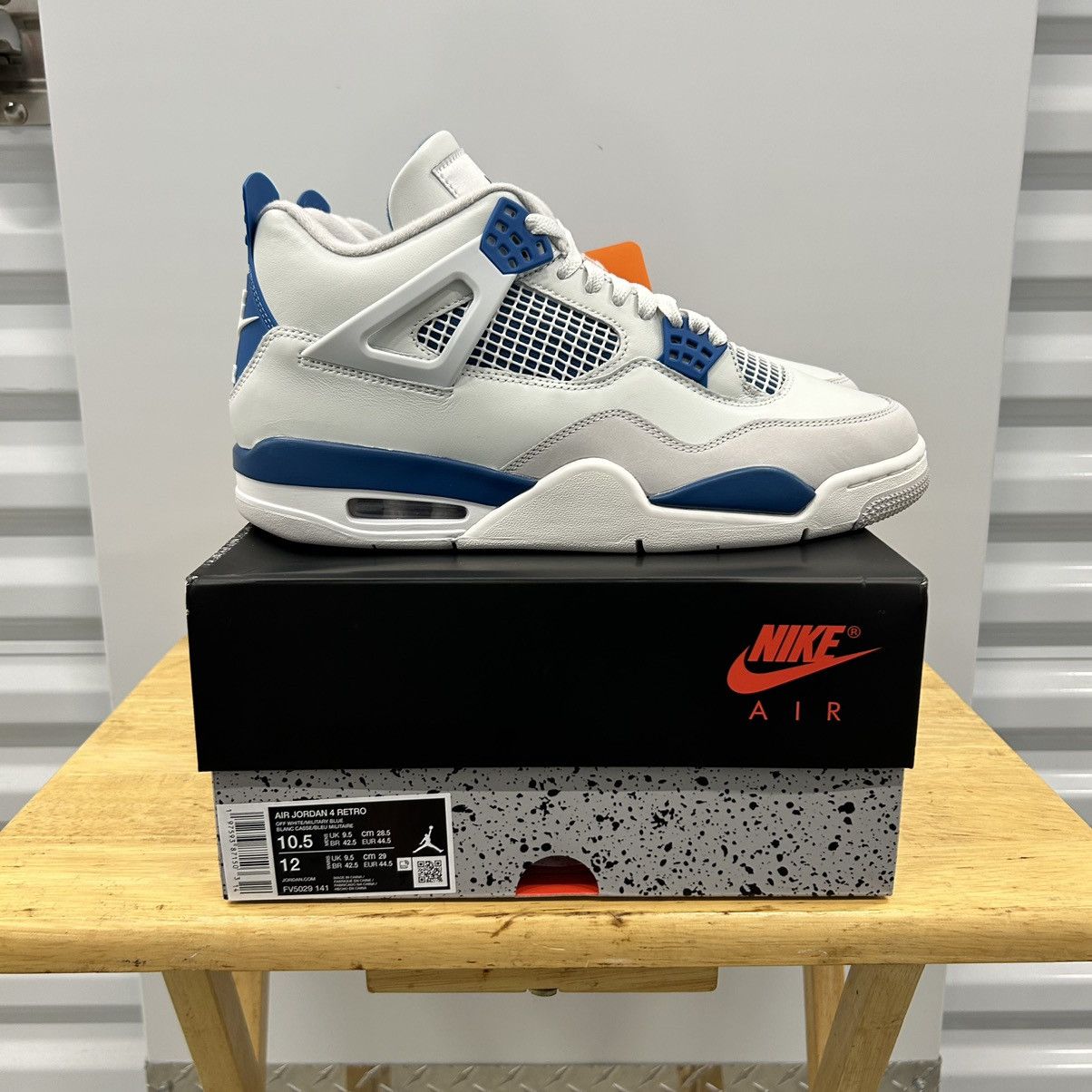 Jordan 4 size 10.5 store