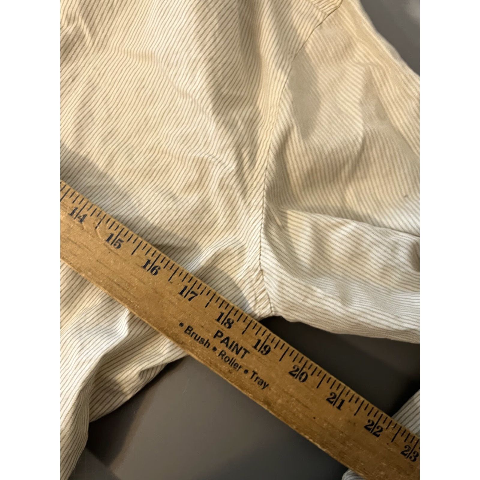Banana Republic Banana Republic Shirt Womens Size Large Beige Striped Long Sleeve Button Shirt Size L / US 10 / IT 46 - 5 Thumbnail