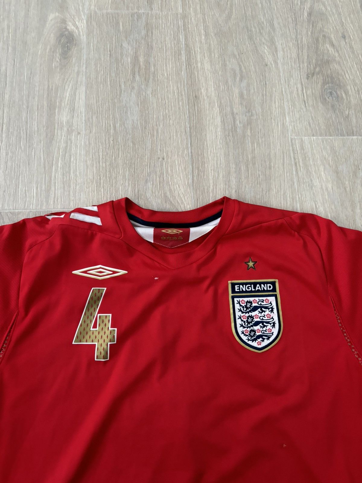 Vintage Vintage England Gerrard soccer jersey rare Size US XL / EU 56 / 4 - 6 Thumbnail