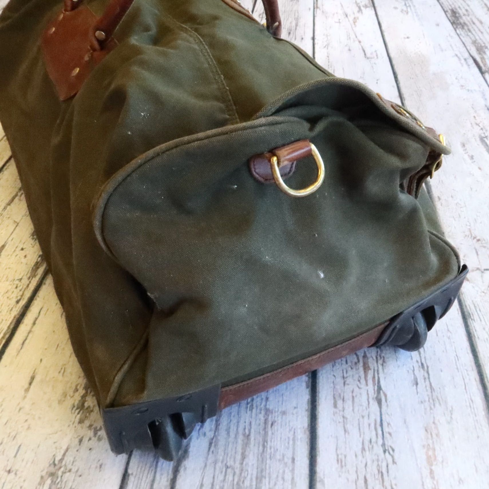 Orvis VINTAGE The Orvis Company Battenkill Leather & Green Rolling Canvas Luggage Bag Size ONE SIZE - 2 Thumbnail