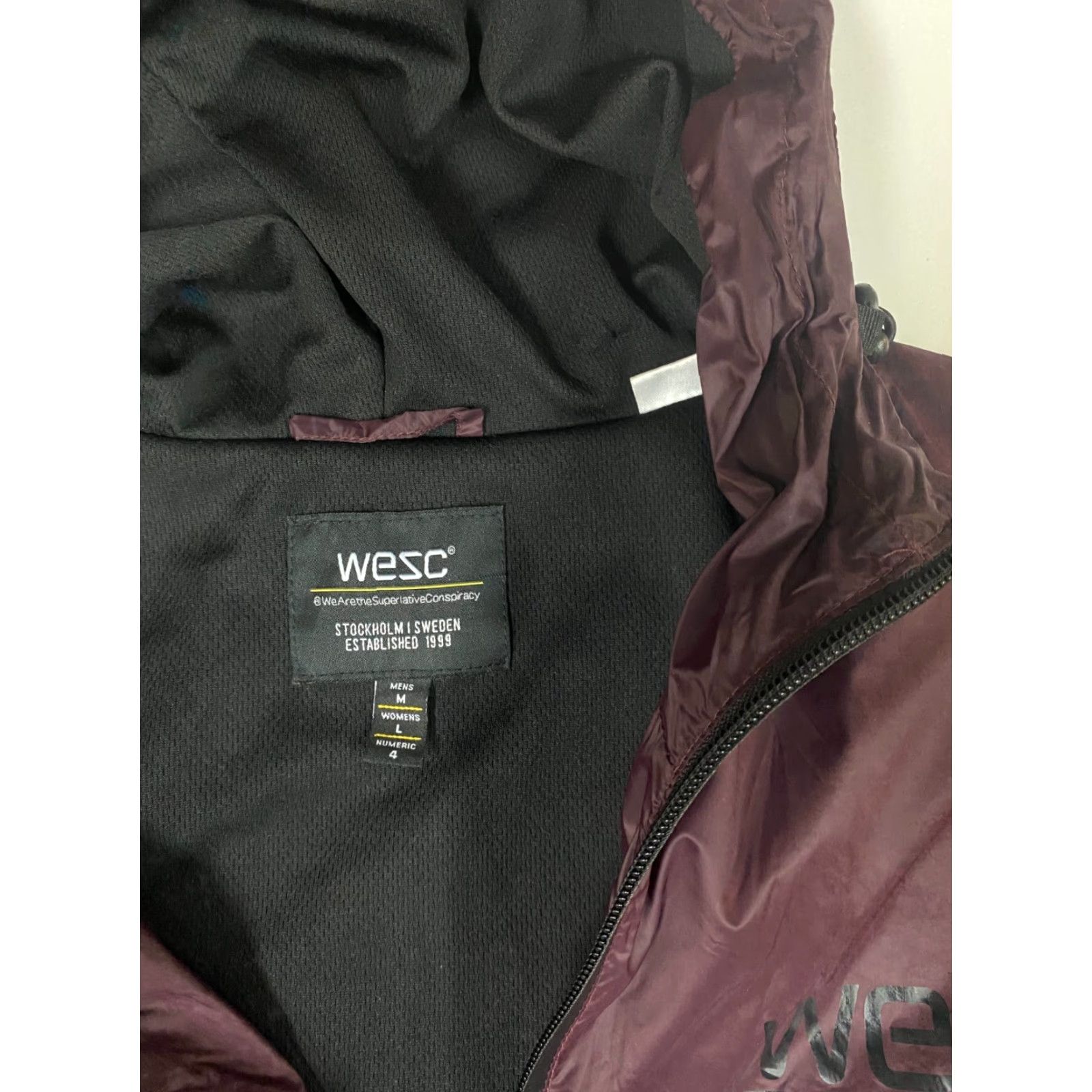 WeSC WESC Jacket Mens M Purple Camouflage Full Zip Windbreaker Lightweight Casual Army Basketball Style Red Logo Polyester Windbreaker Mid-Length 90s? Size US M / EU 48-50 / 2 - 4 Thumbnail