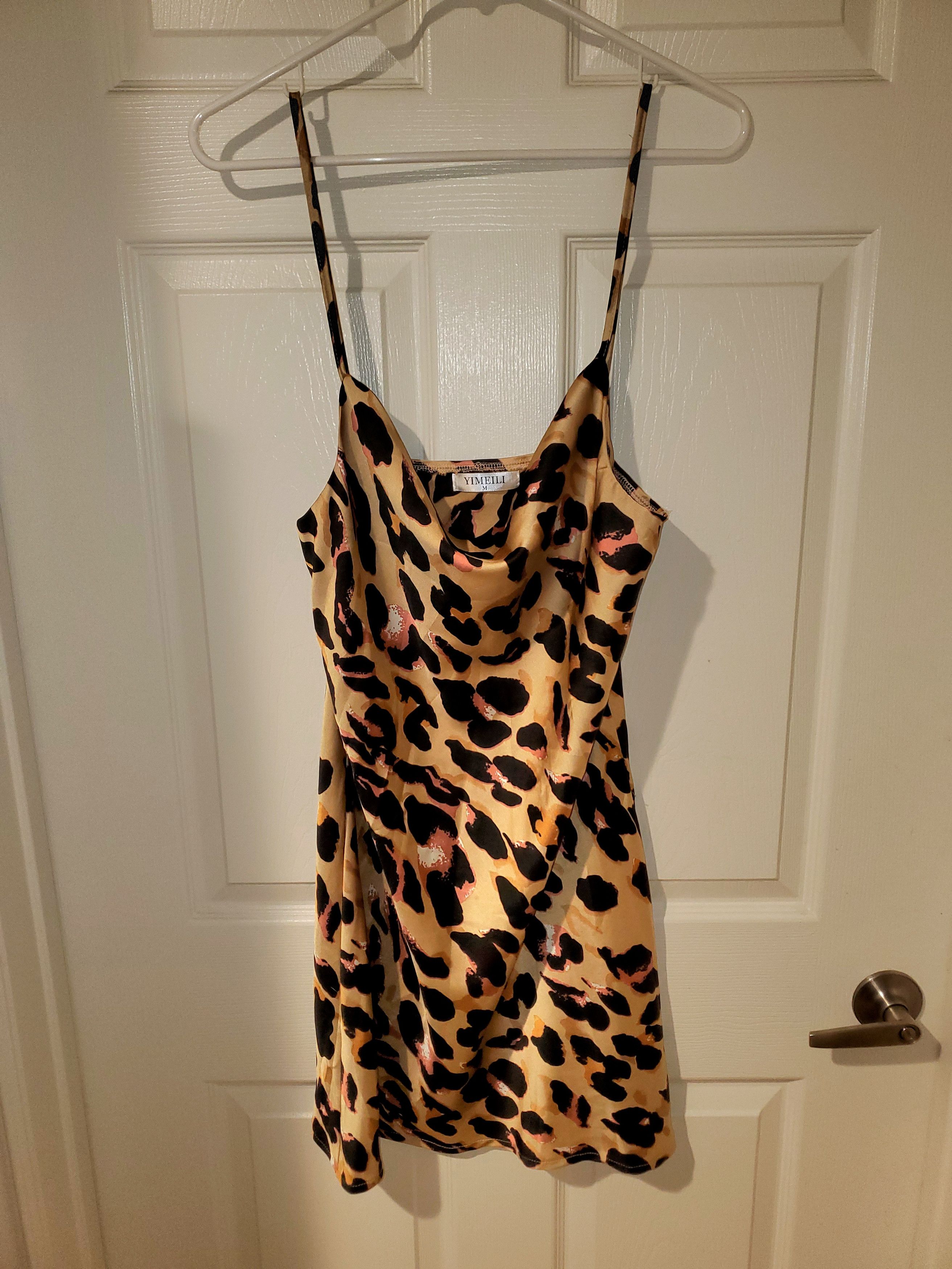 Other Satin like mini leopard print dress Size M / US 6-8 / IT 42-44 - 1 Thumbnail