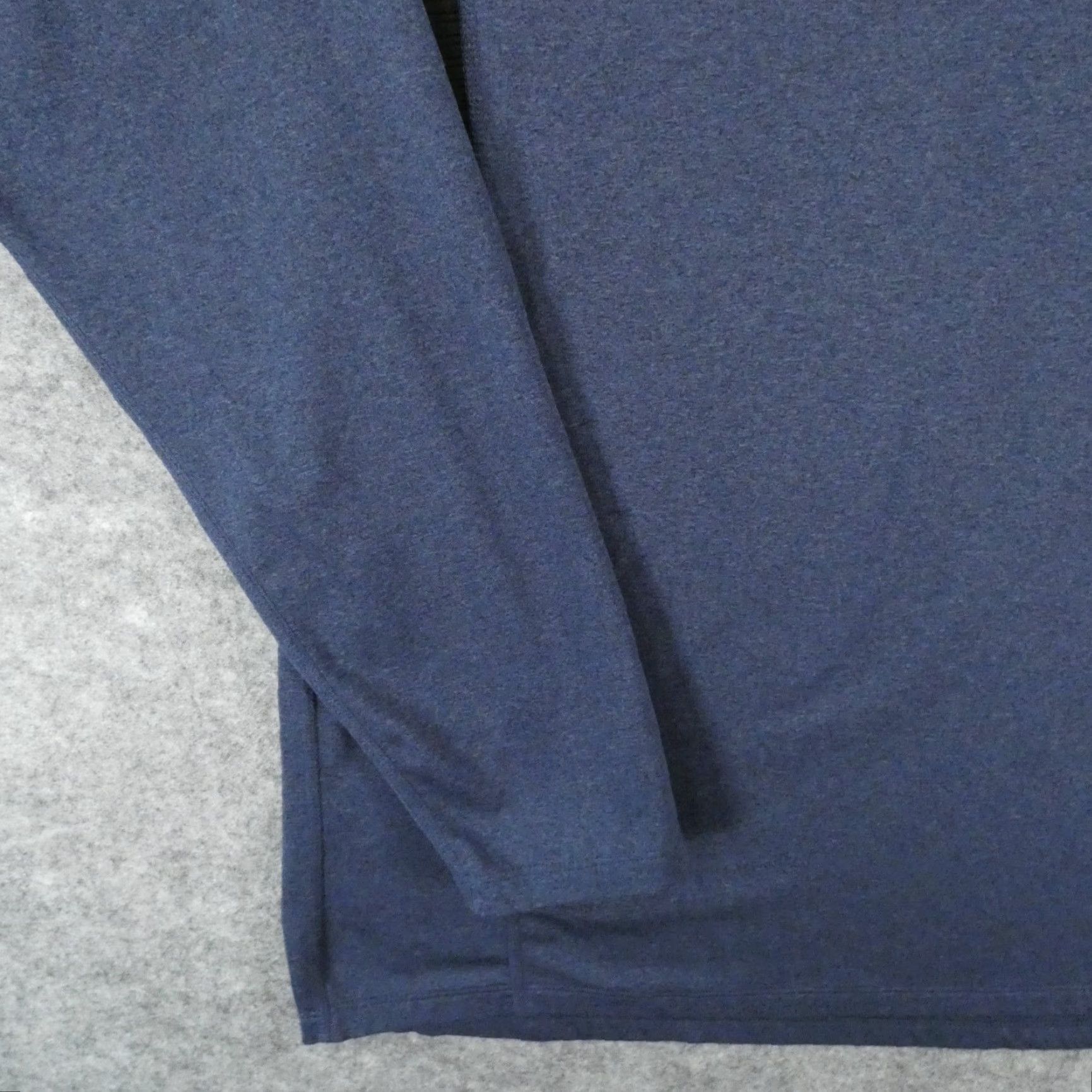 Spyder Spyder Active Shirt Men Large Long Sleeve Blue Black Pullover Lightweight Fleece Crew Neck Polyester Blend Spandex Size US L / EU 52-54 / 3 - 4 Thumbnail