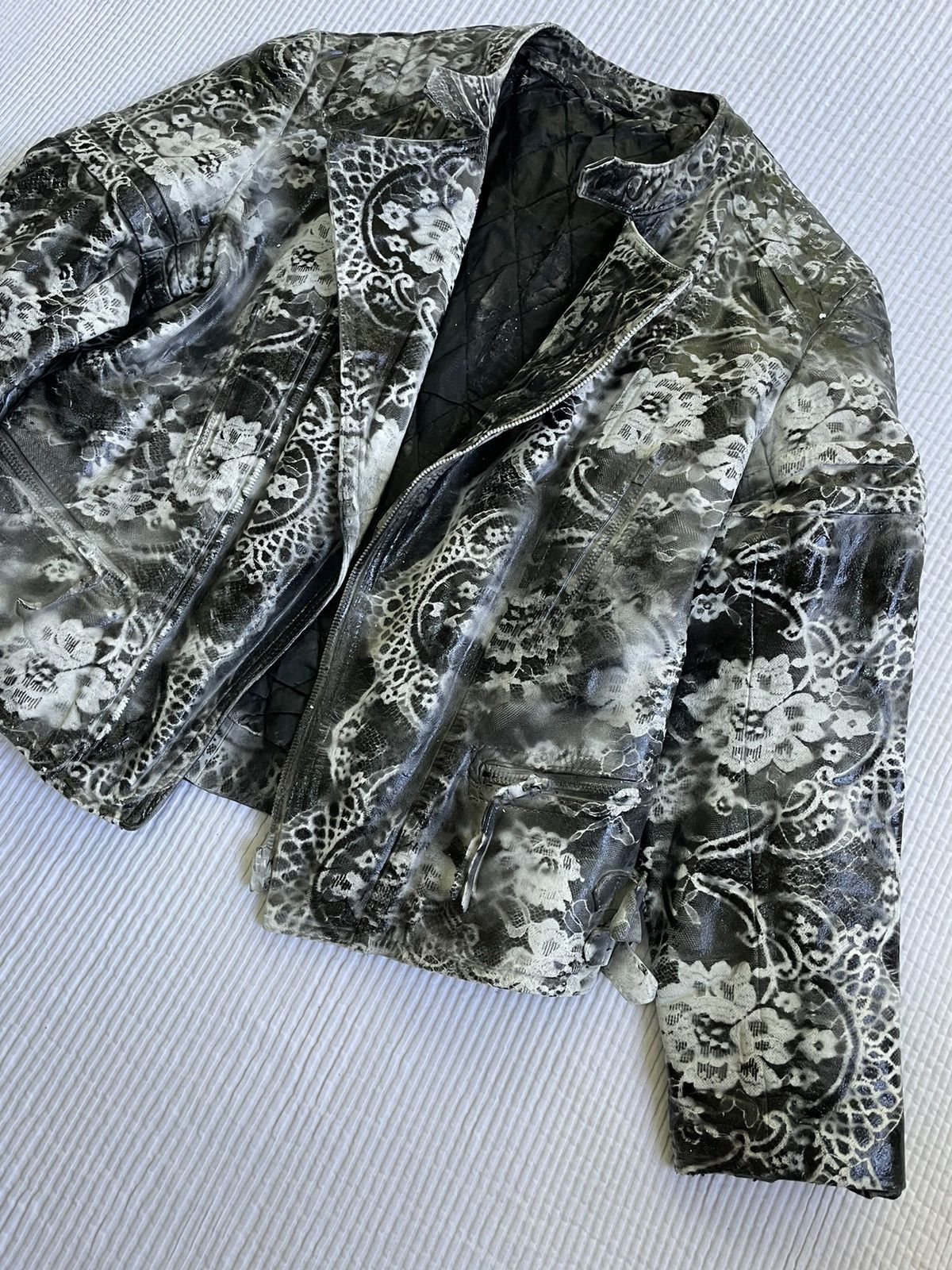 Handmade PERFECT SEXY CAFE RACER MOTO JACKET Size US M / EU 48-50 / 2 - 3 Thumbnail