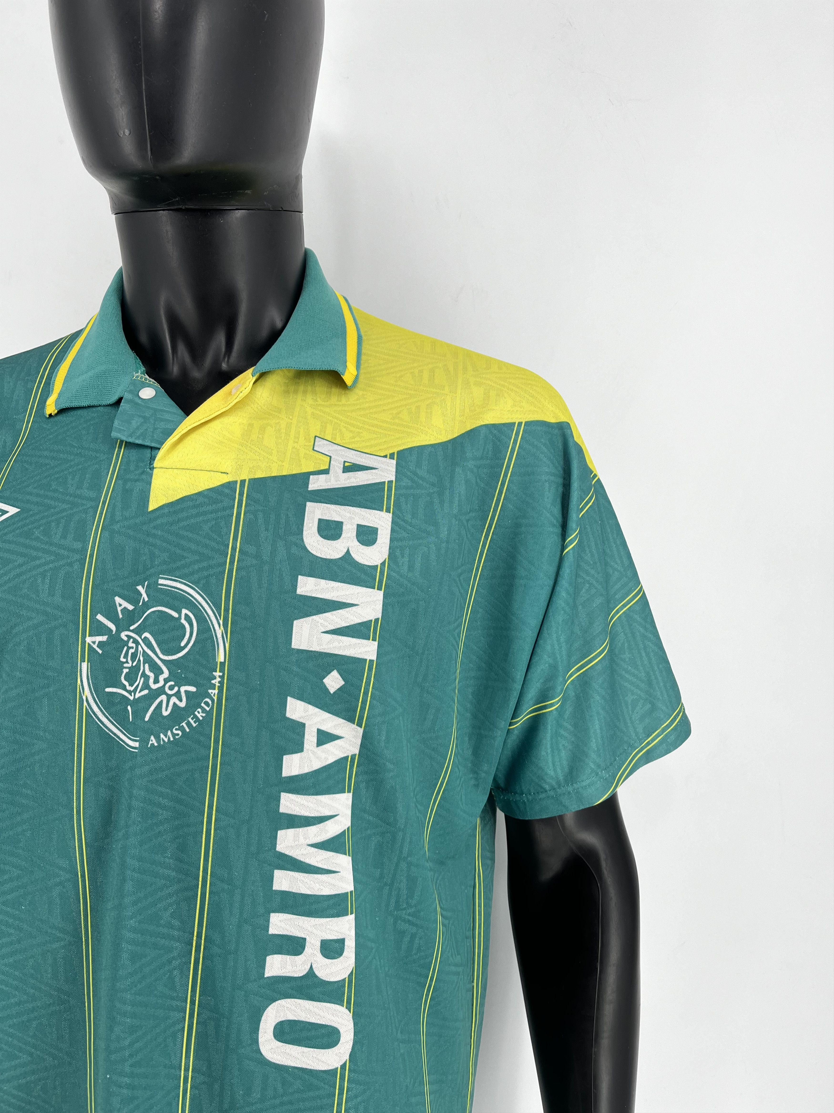 Sports Specialties Original Ajax 1991/92/1993 Umbro Away Football Shirt Jersey Size US L / EU 52-54 / 3 - 7 Thumbnail