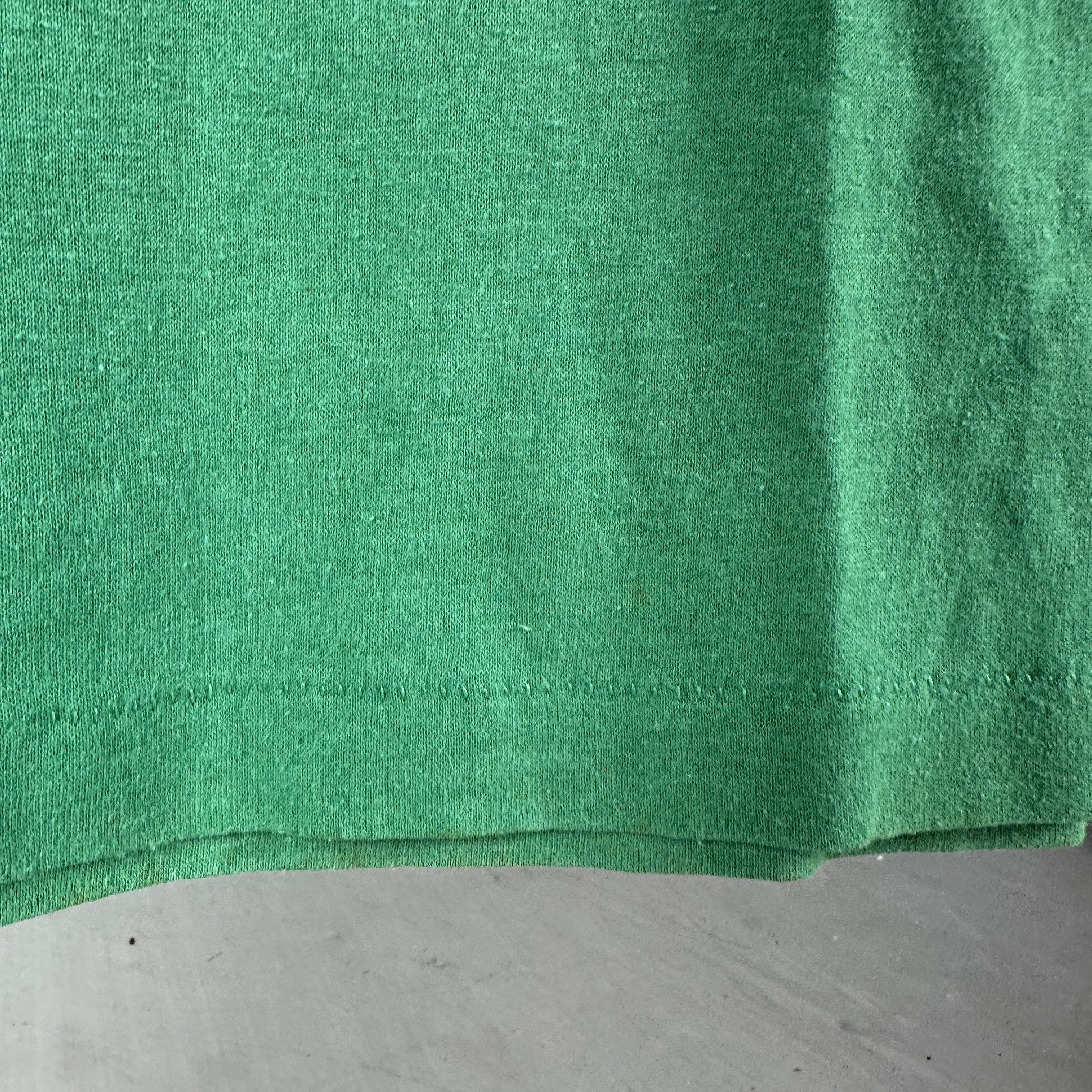 Vintage ​​​​Vintage 80s Boston Celtics Basketball NBA Logo T-shirt Size US L / EU 52-54 / 3 - 4 Thumbnail