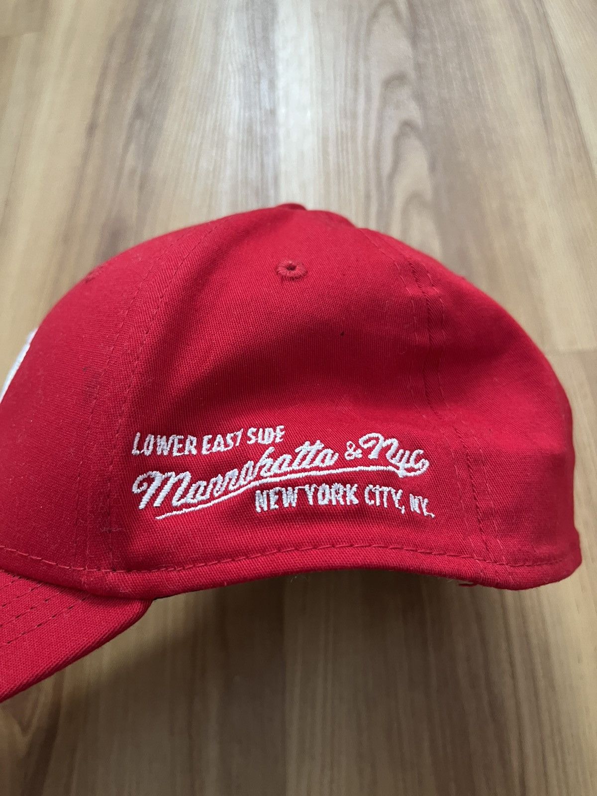 New Era Mannahatta NYC Baseball Cap New Era Size M/L Red Size ONE SIZE - 3 Thumbnail