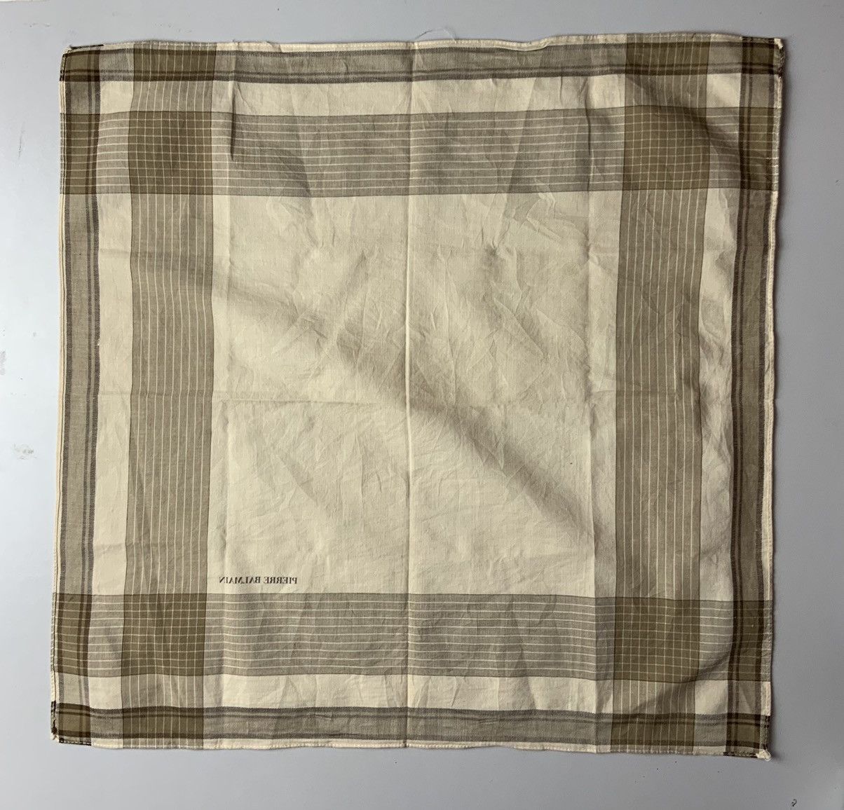 Pierre Balmain Pierre Balmain Bandana Handkerchief Size ONE SIZE - 6 Thumbnail