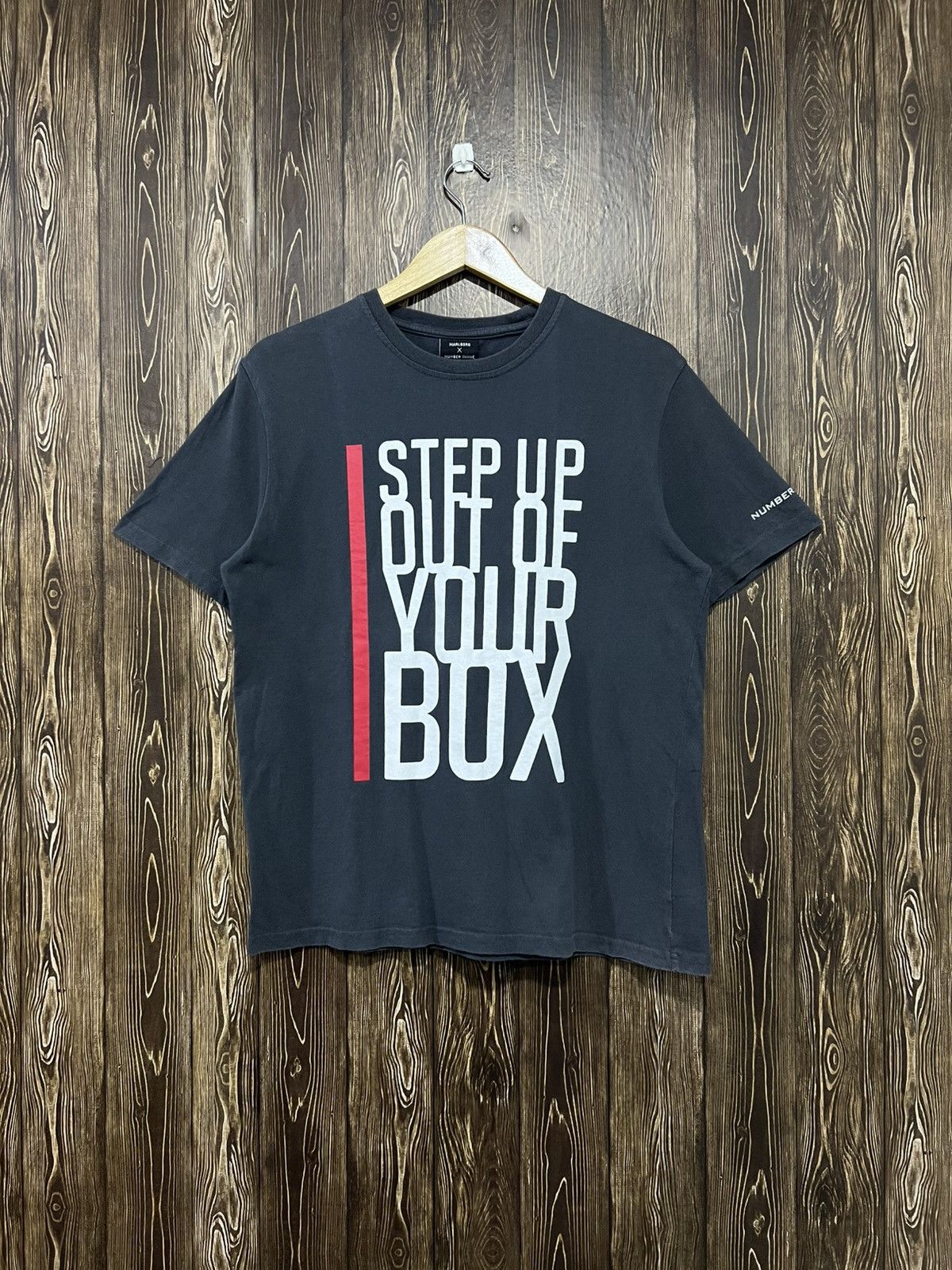 Number (N)ine × Vintage Vintage Number (N)ine x Marlboro Tshirt Size US M / EU 48-50 / 2 - 1 Thumbnail