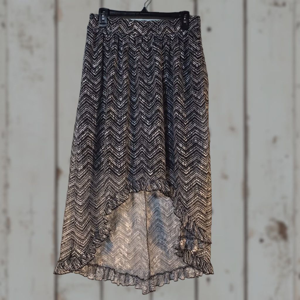 Vintage No Boundaries Black/White Chevron Ruffled Asymmetrical Midi Skirt Womens Size L (11-13) Size 36" / US 14 / IT 50 - 1 Thumbnail