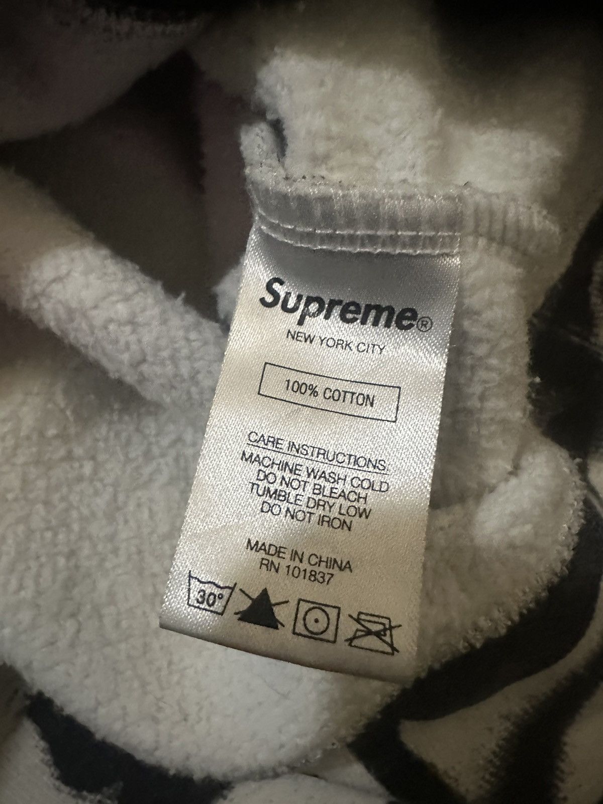 Supreme Supreme Yohji Yamamoto Faces Hoodie Size US L / EU 52-54 / 3 - 4 Thumbnail