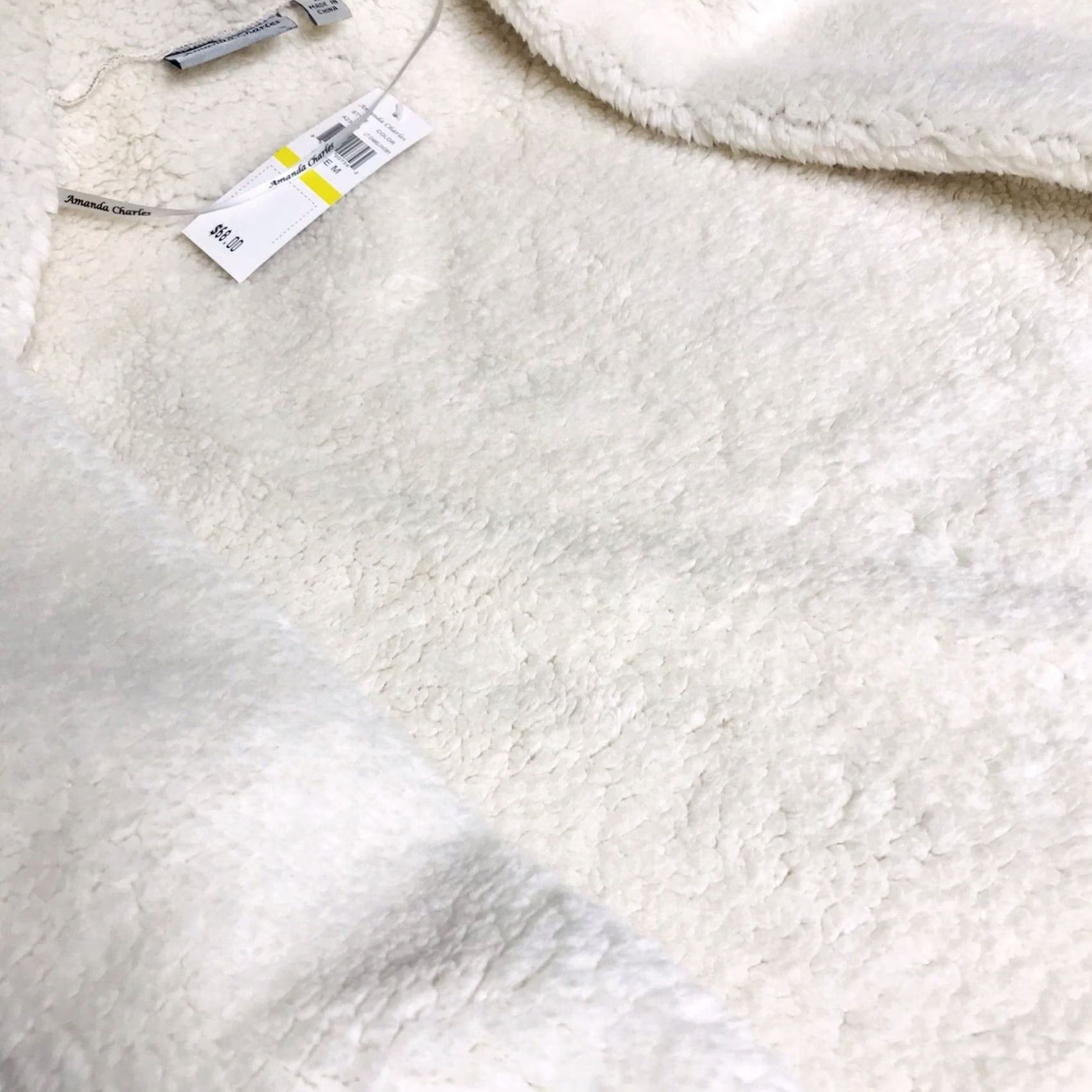 Vintage Amanda Charles Women Vest Open Camel/Ivory Faux Suede Shearling Lined Sleeveless Shawl Collar M Size M / US 6-8 / IT 42-44 - 4 Thumbnail