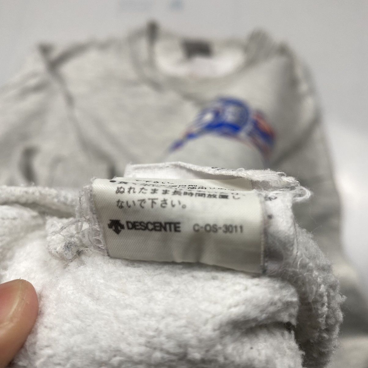 Descente Vintage 90s Descente Japan Volleyball Crewneck Size US M / EU 48-50 / 2 - 5 Thumbnail
