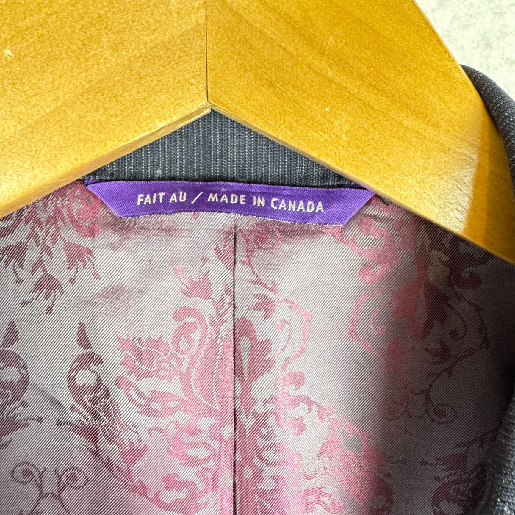 Ted Baker Ted Baker Blazer / Jacket Dark Blue Striped 2 Piece Endurance ~40R Regular Fit Notch Lapel Double-Vented Four-Button Six-piece? Size 40R - 5 Thumbnail