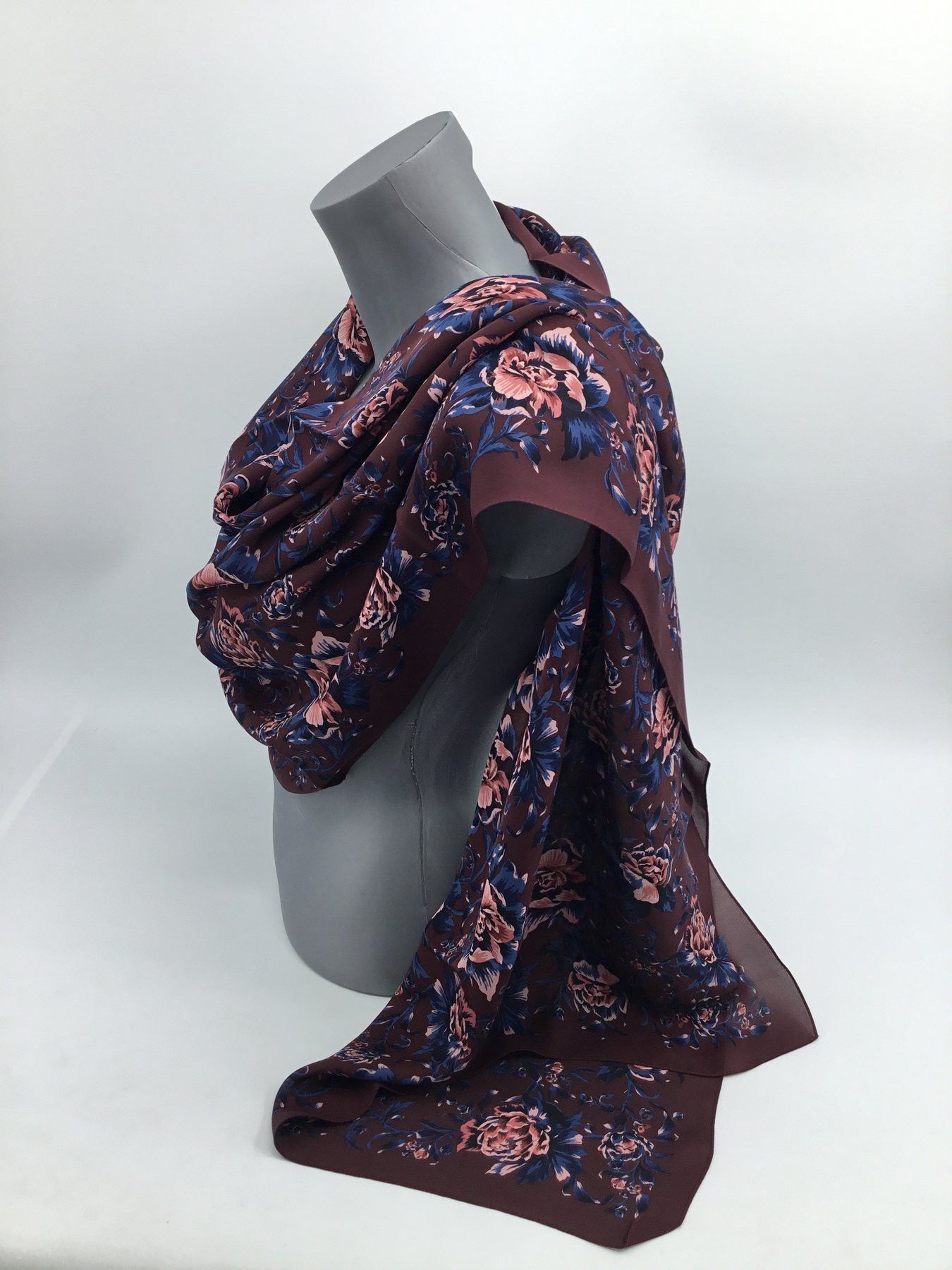 Burberry Silk stole Burberry Size ONE SIZE - 8 Thumbnail