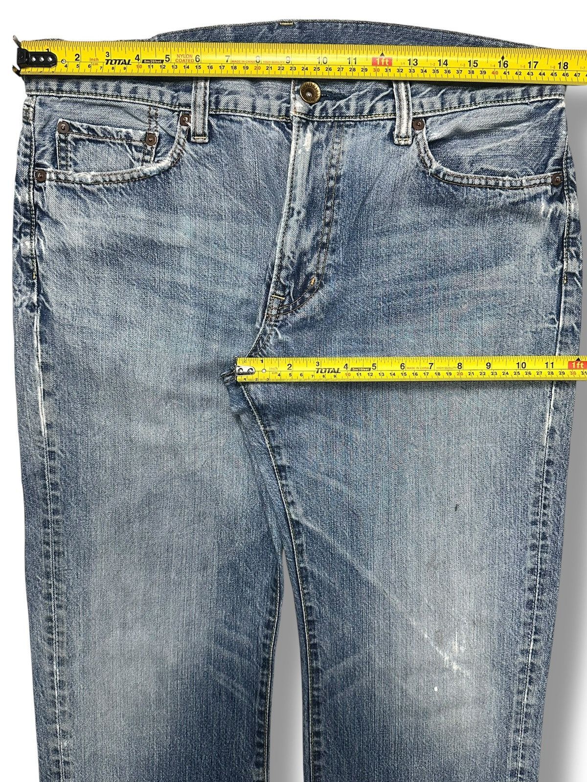 Uniqlo Vintage Uniqlo UJ Straight Leg Distressed Jeans with Faded Size US 36 / EU 52 - 16 Thumbnail