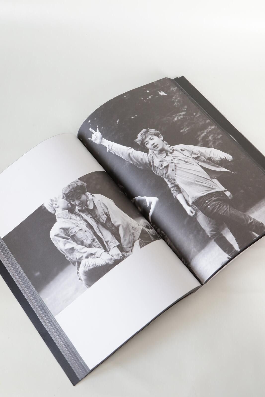 Other 2014' S.M. Entertainment Die Jungs EXO Book Size ONE SIZE - 6 Thumbnail
