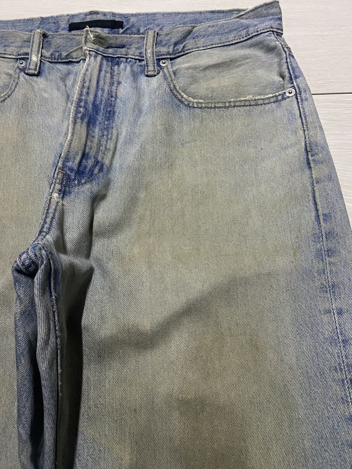 Uniqlo Vintage Japanese Uniqlo Grunge Distressed Tappered Leg Jeans Size US 34 / EU 50 - 8 Thumbnail