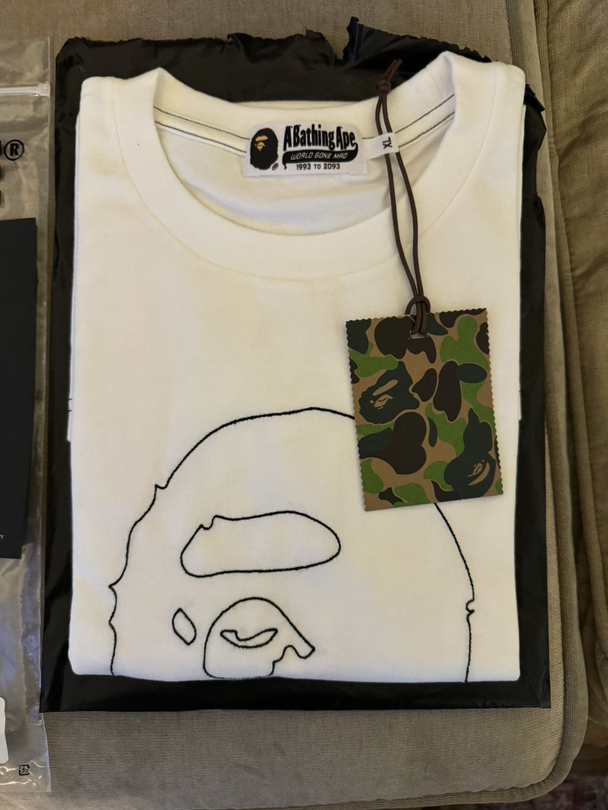 Bape GOAT Exclusive BAPE Contrast Stitching Tee Size US XL / EU 56 / 4 - 4 Thumbnail