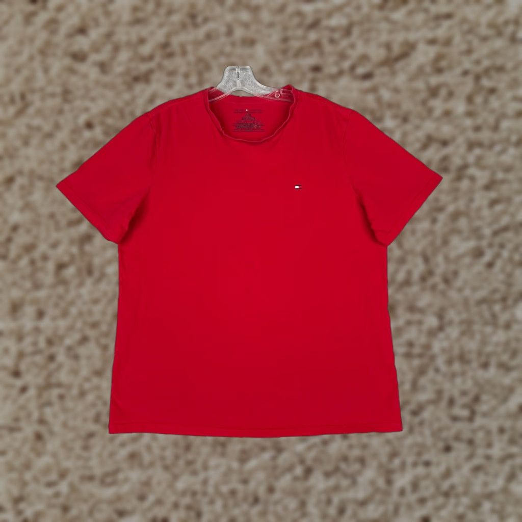 Tommy Hilfiger Tommy Hilfiger Shirt Mens Medium Red Short Sleeve Crew Neck Cotton Logo Outdoor Size US M / EU 48-50 / 2 - 1 Thumbnail
