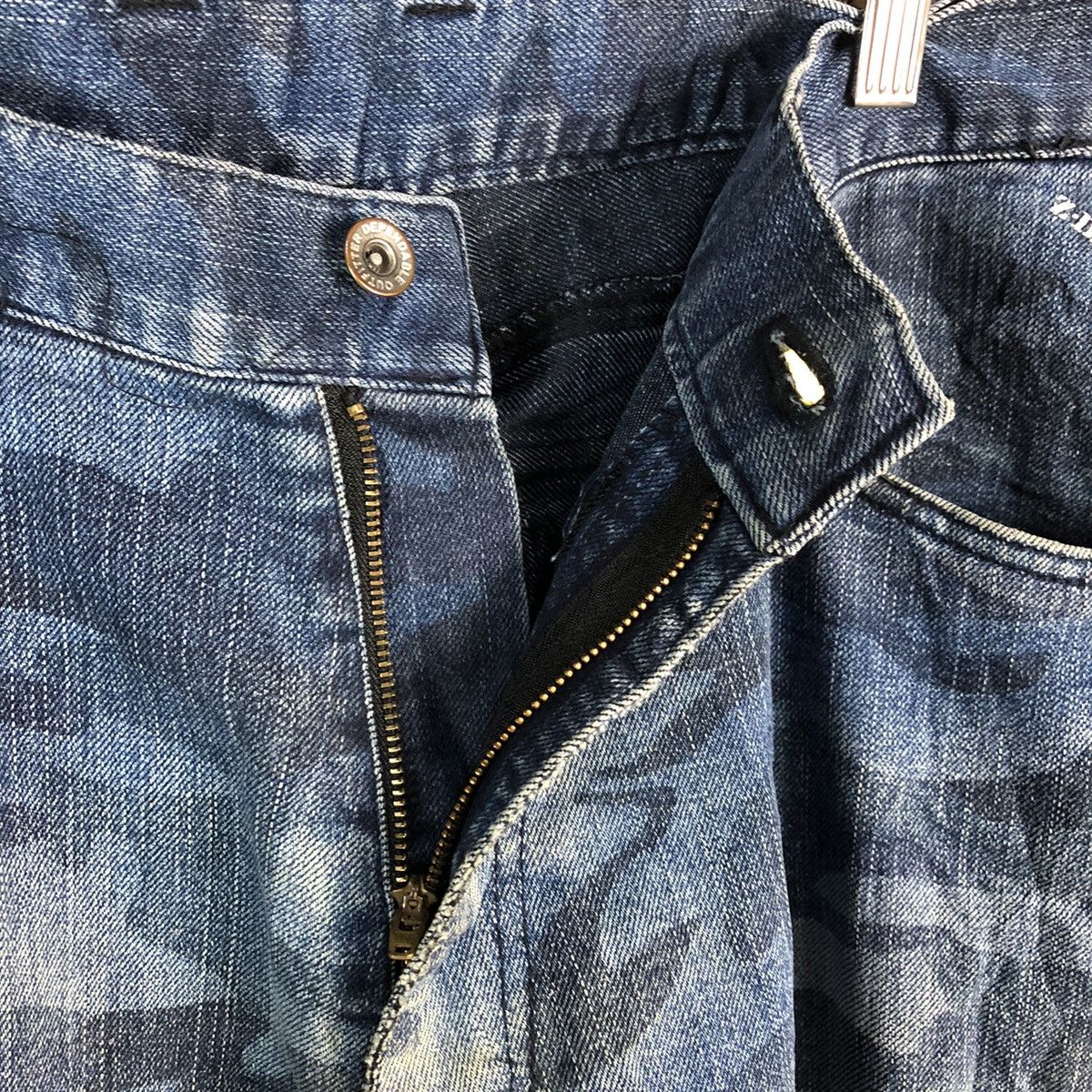 Japanese Brand Z Dragon camo Blue Distressed Denim vintage Pants #A2167 Size US 33 - 16 Thumbnail