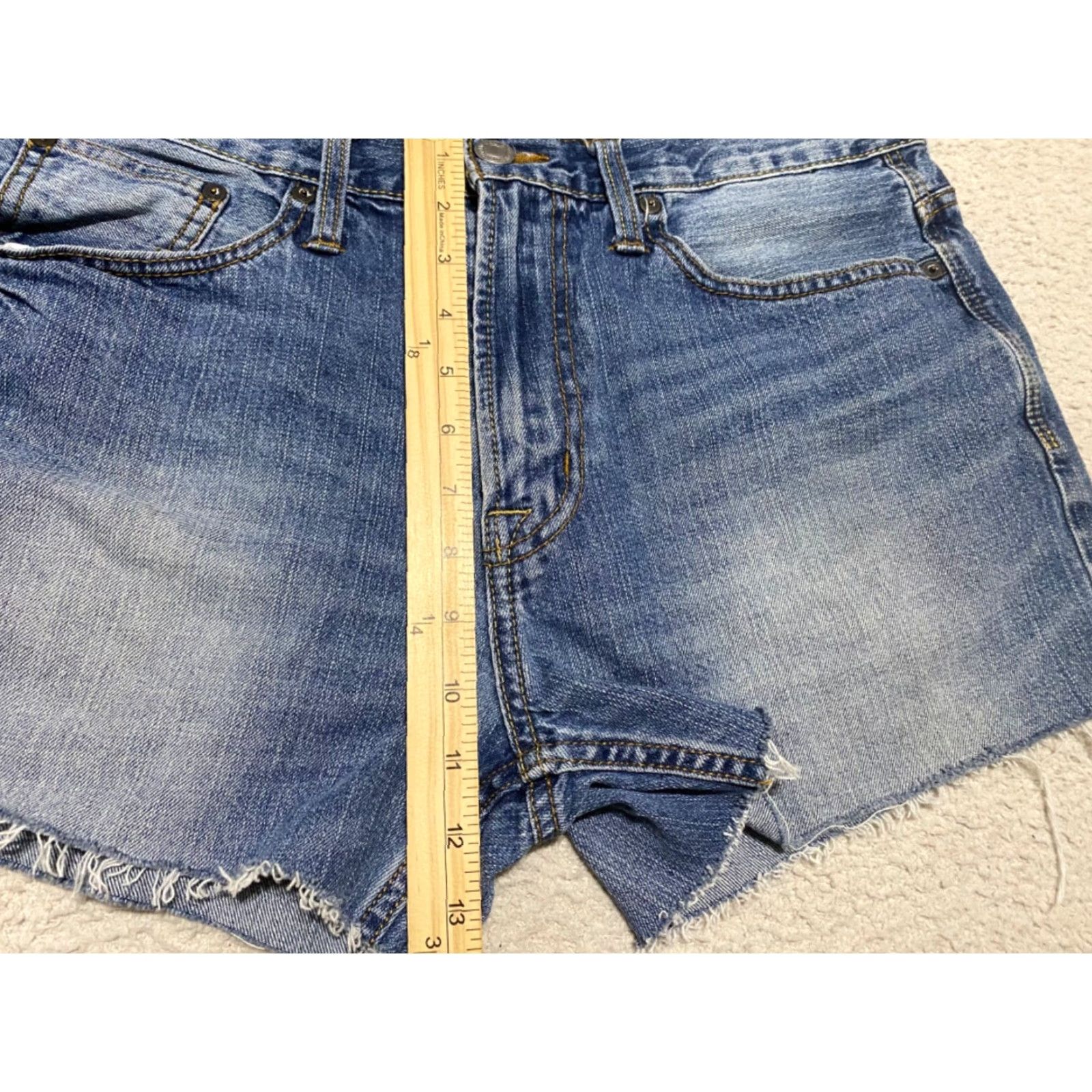 American Eagle Outfitters American Eagle Womens 33 Jean Shorts Blue Denim High Rise Cut-Off Medium Wash Size 24" / US 00 / IT 34 - 4 Thumbnail