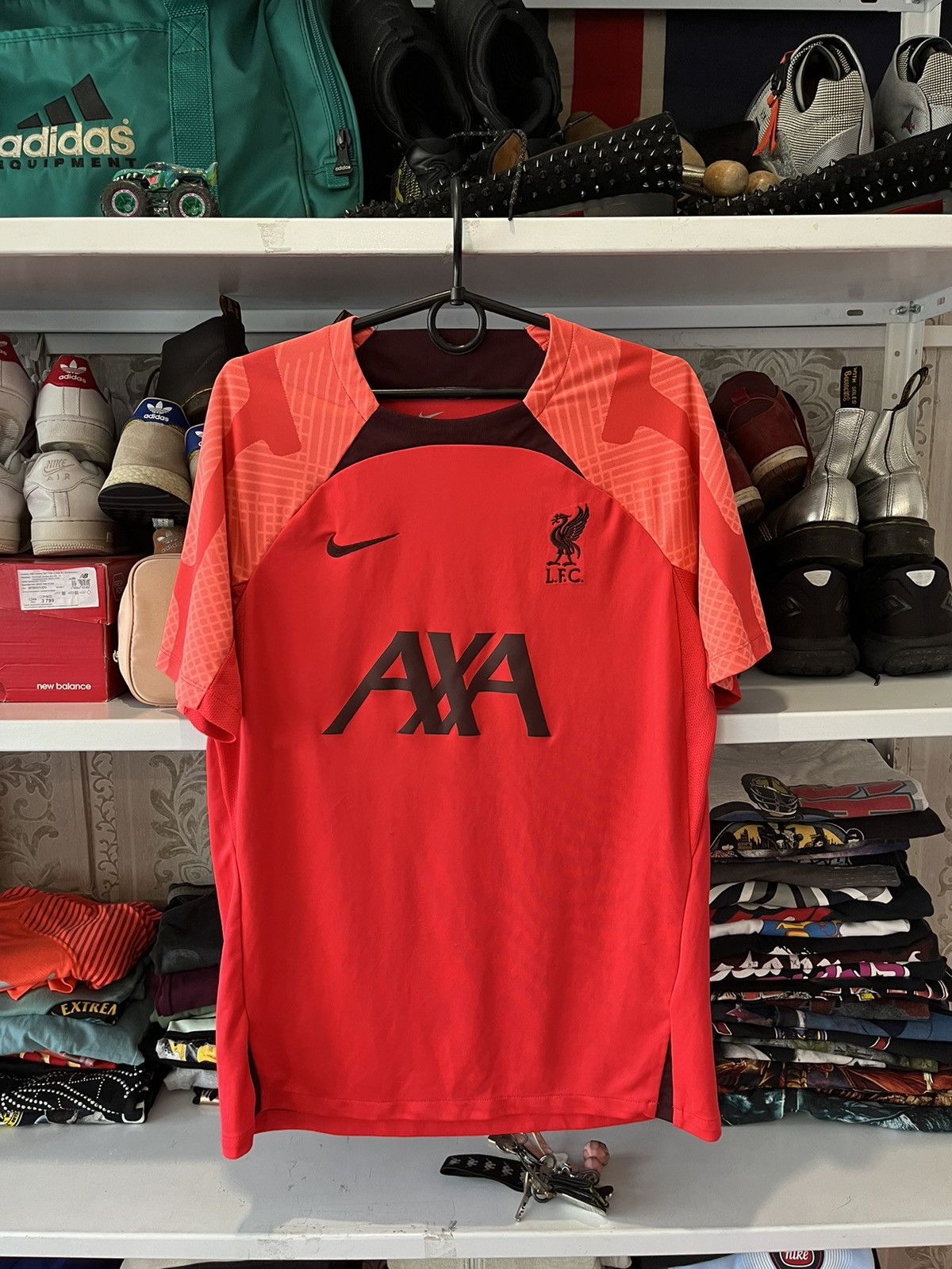 Vintage Vintage Liverpool Set 2022/23 Men's Nike Rare Size US M / EU 48-50 / 2 - 10 Thumbnail