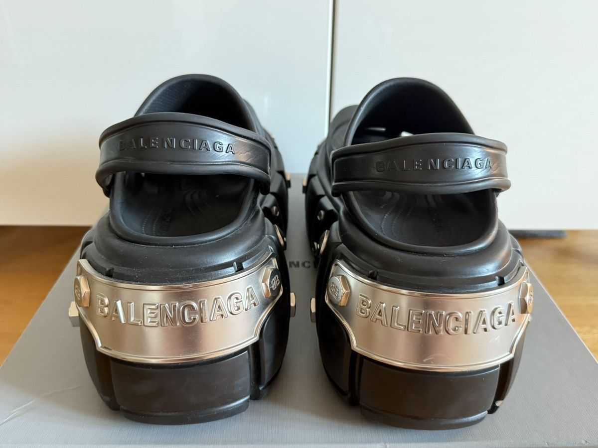 Balenciaga Balenciaga Hardcrocs Size US 12 / EU 45 - 6 Thumbnail