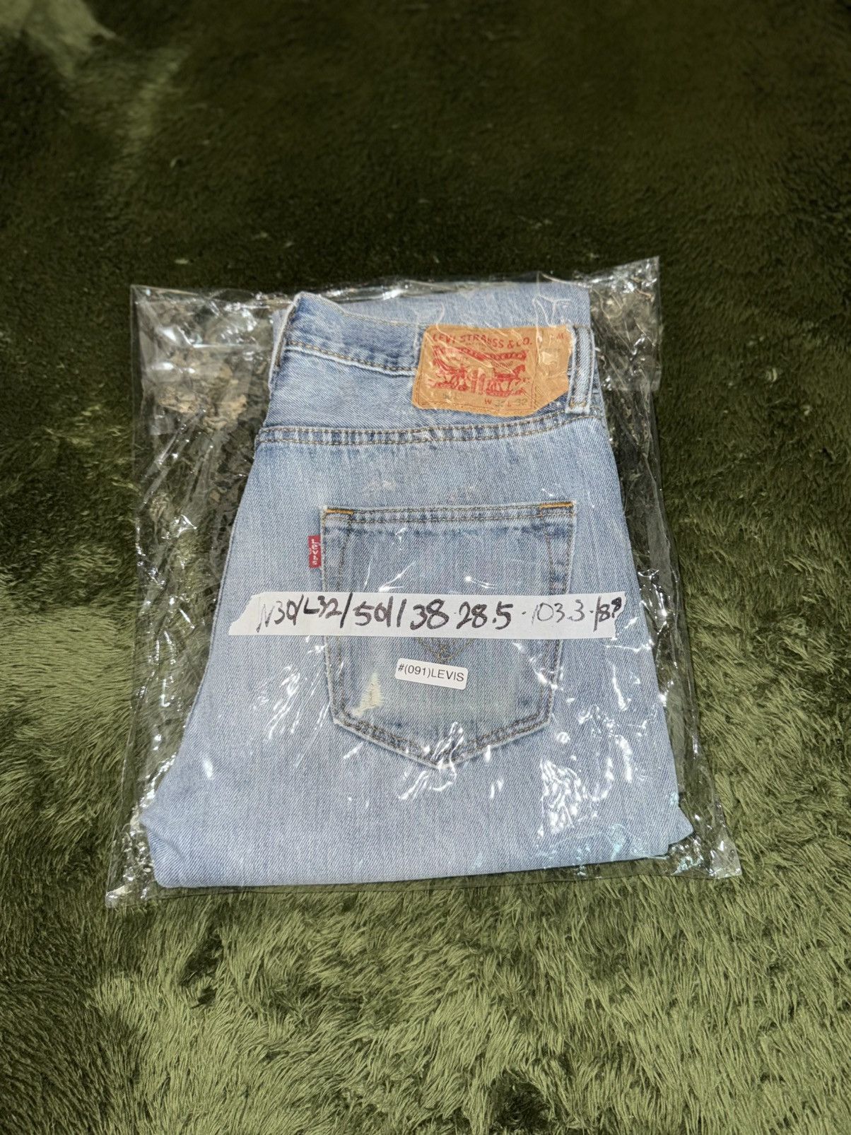Levi's [W30/L32] Levi’s 501 Button Fly Vintage Washed Jeans Size US 30 / EU 46 - 12 Thumbnail