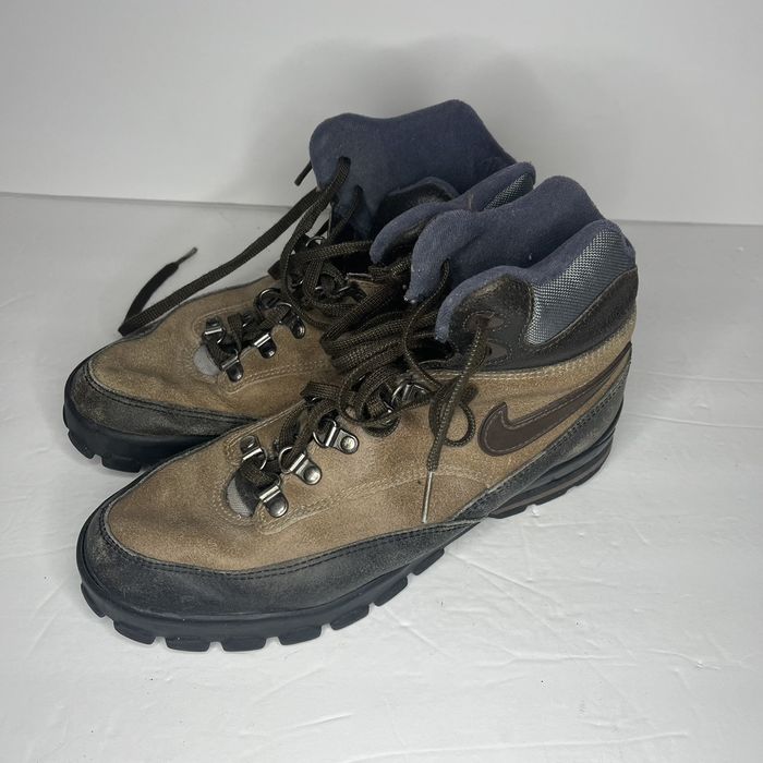 Vintage 90's nike hiking clearance boots