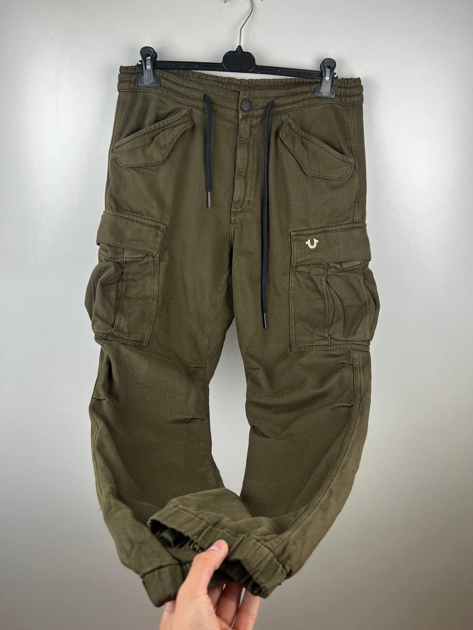 True Religion True Religion luxury cargo pants size 32 Size US 32 / EU 48 - 3 Thumbnail