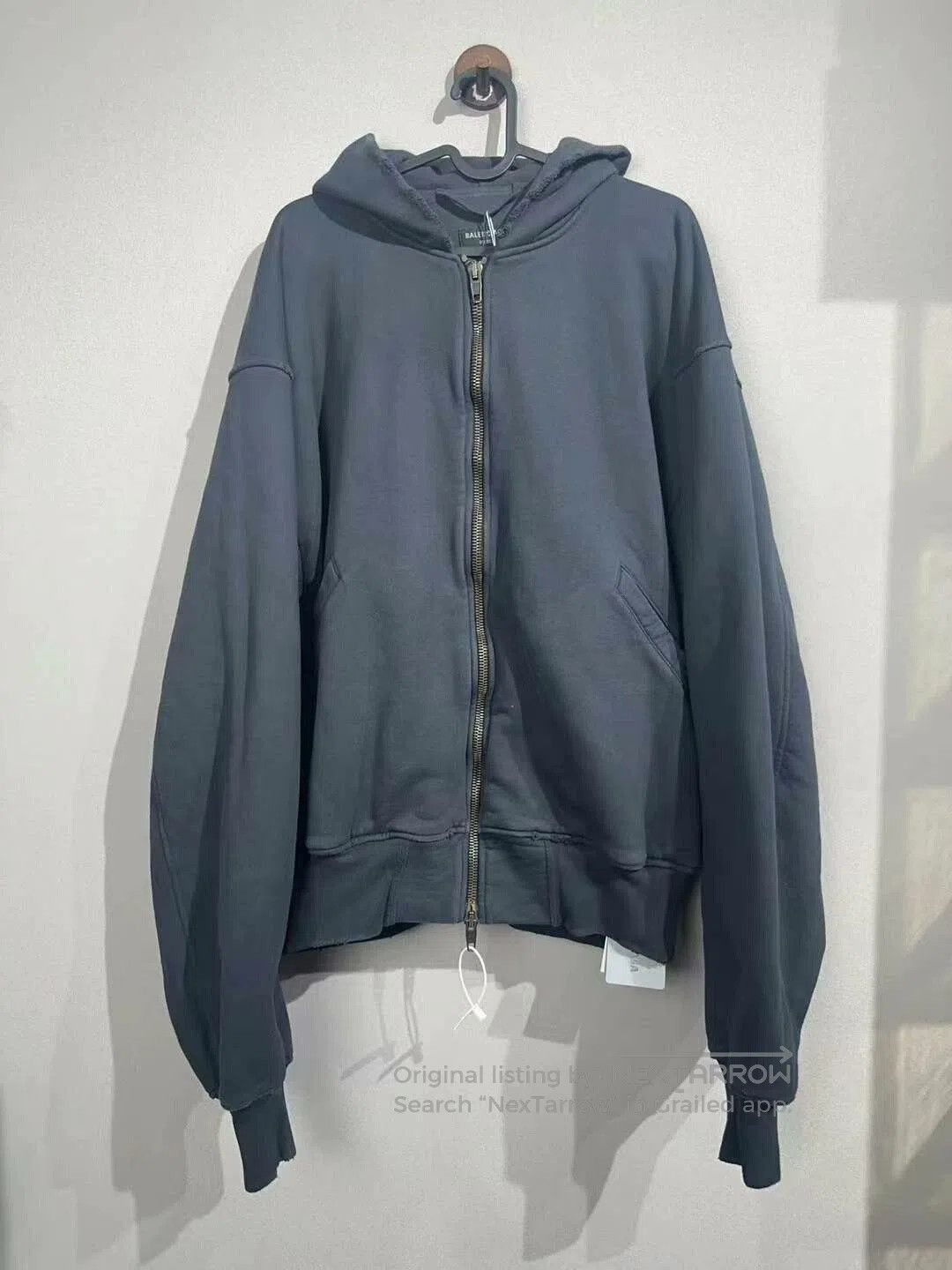 Balenciaga balenciaga reversible logo zip hoodie. Size XXS / US 00 / IT 34 - 1 Thumbnail
